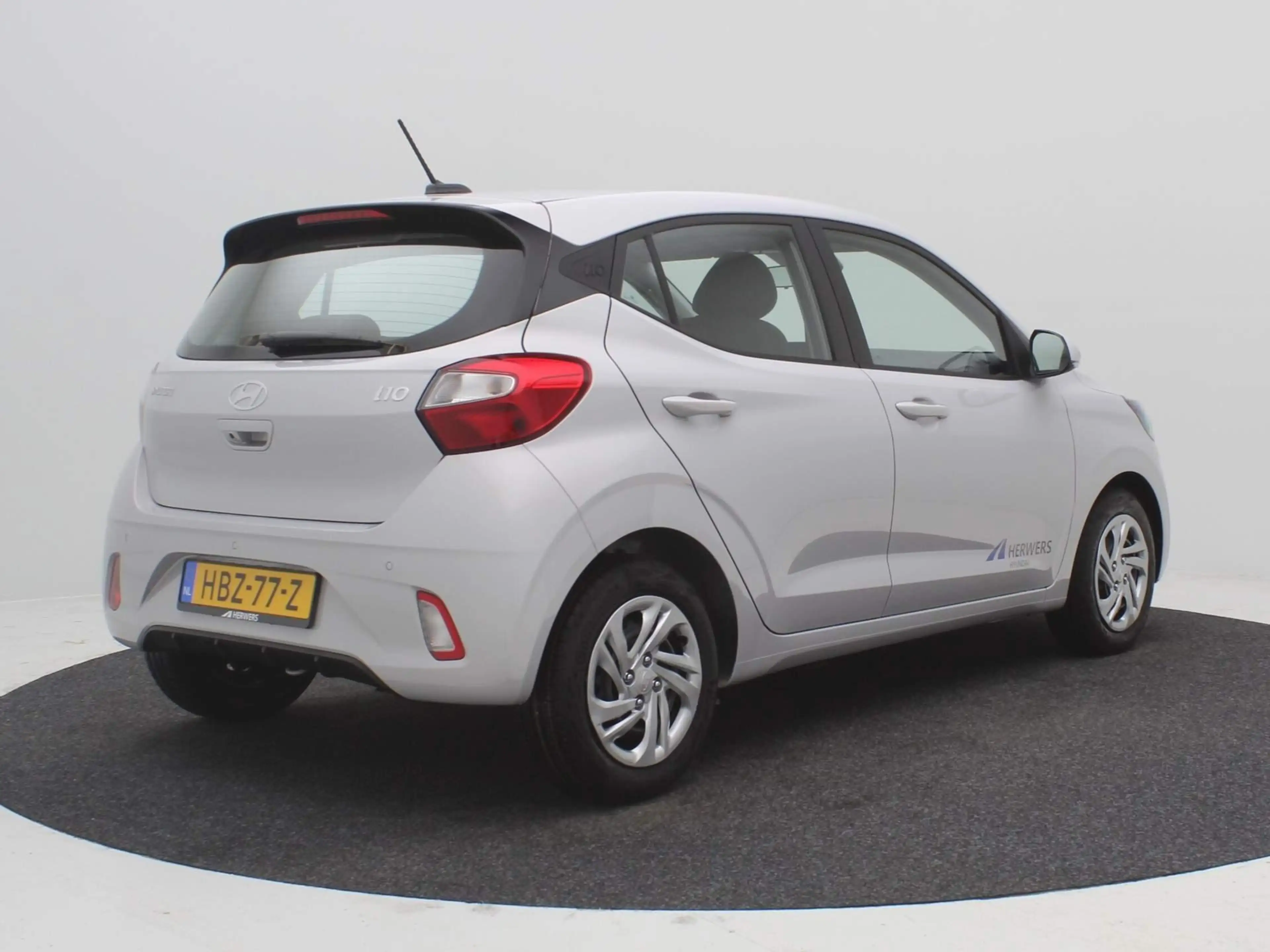 Hyundai i10 1.0 Comfort Smart / Navigatie / Cruise Control / A — photo 3