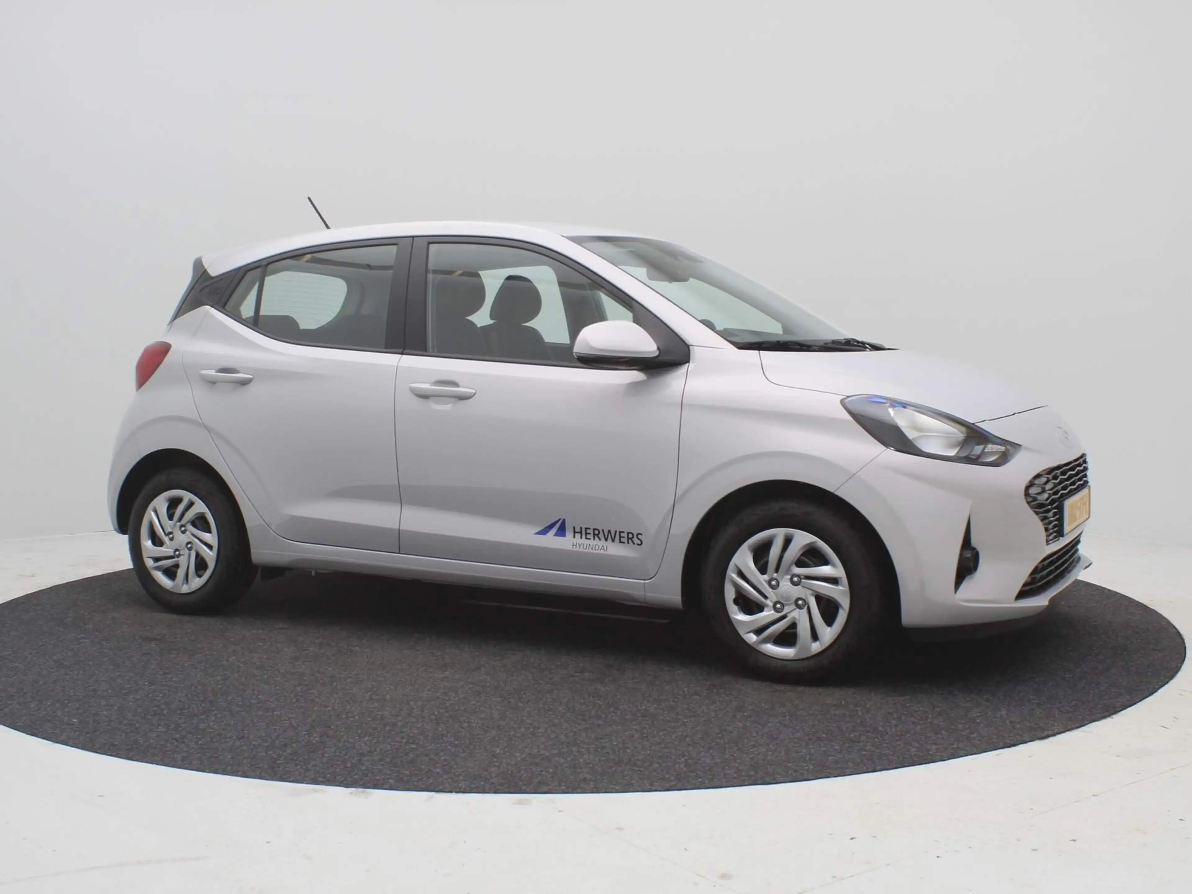 Hyundai i10 1.0 Comfort Smart / Navigatie / Cruise Control / A — photo 12
