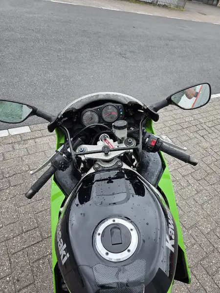 Kawasaki Ninja ZX-6R - foto 8