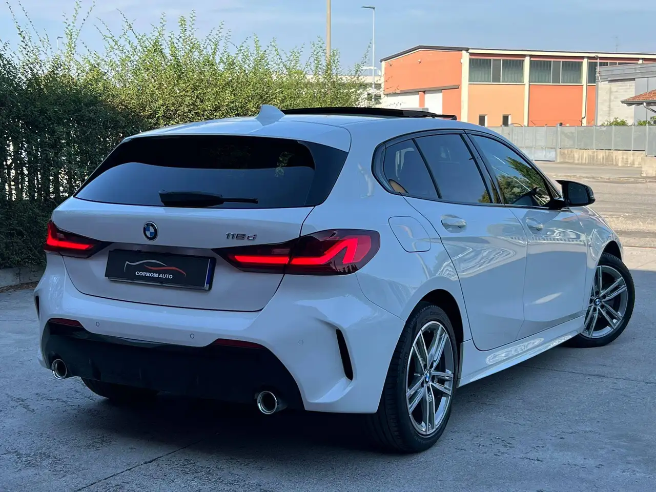 BMW 118