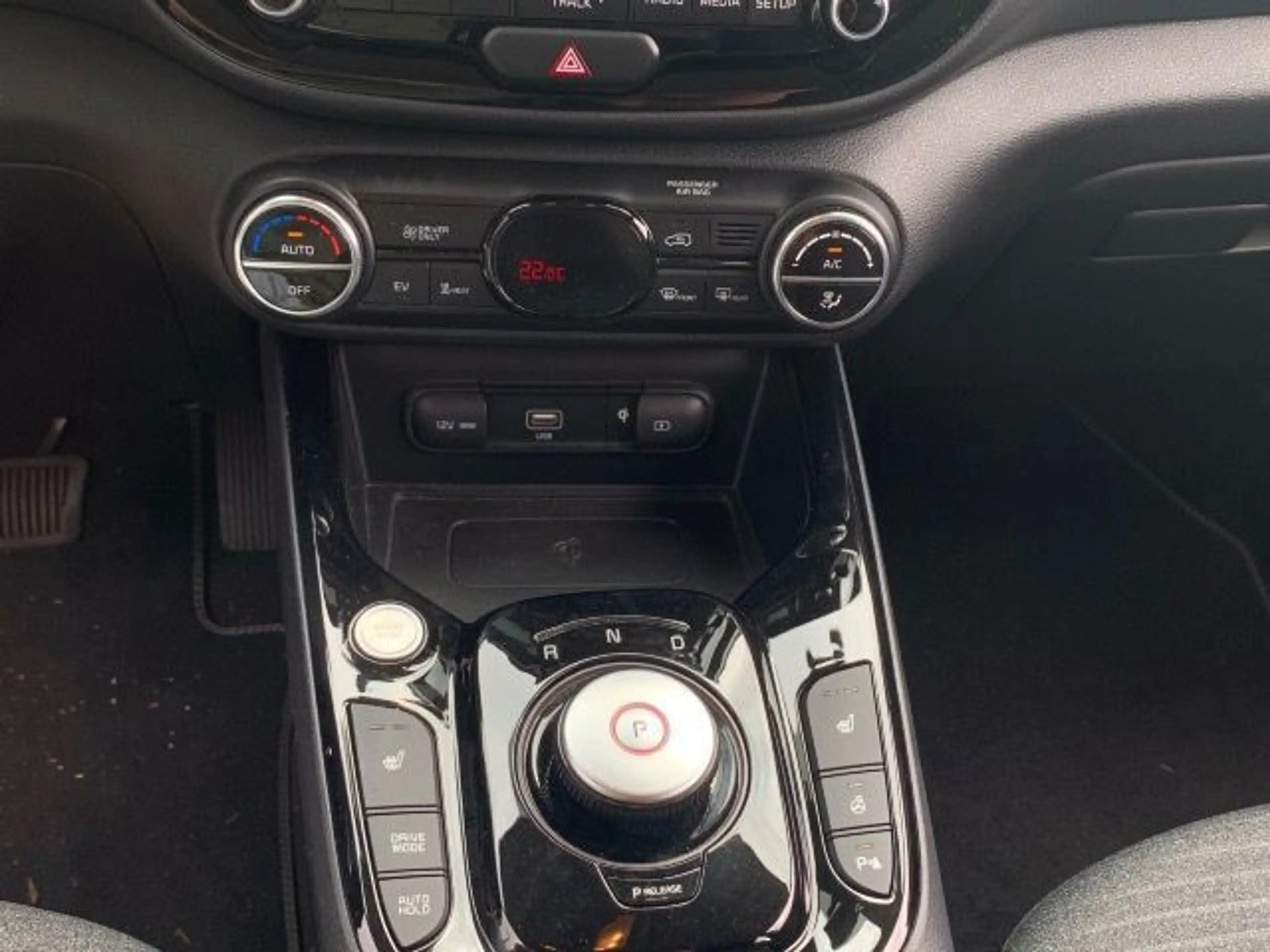 Kia Soul SOUL Vision 204PS WÄRME LKHZ NAVI RFK ACC 17"ALU — photo 13