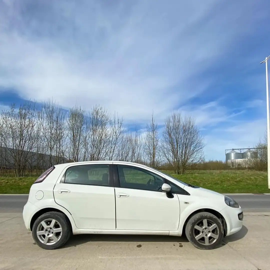 Fiat Punto 1.2i Actual Blanc - 2