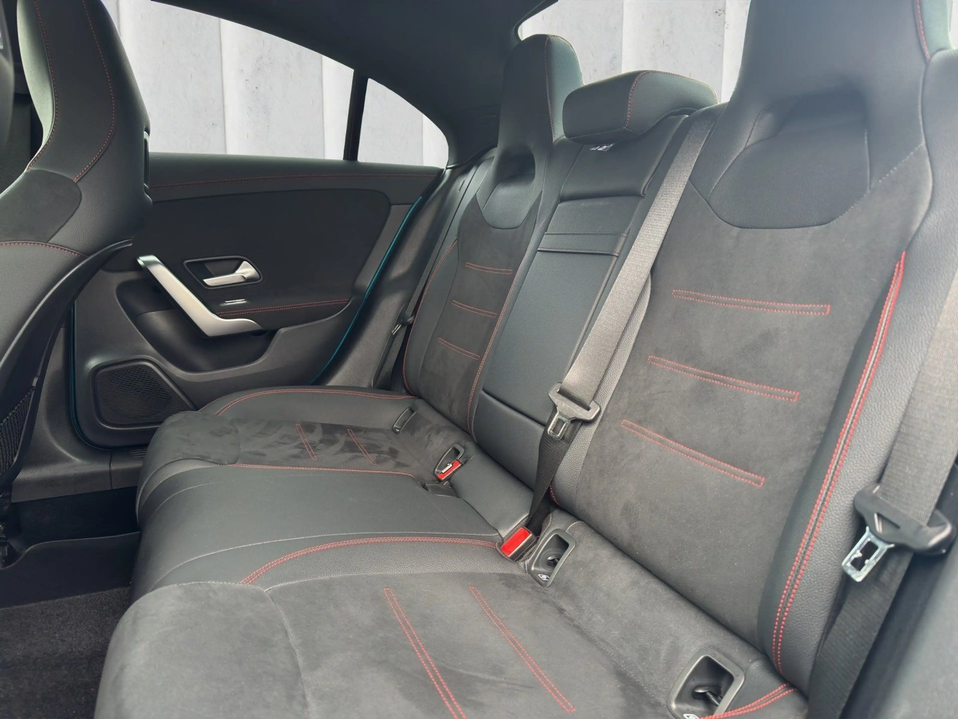 Mercedes-Benz CLA 200 Coupé AMG Rückfahrkamera Spurhalte Ambie — photo 13