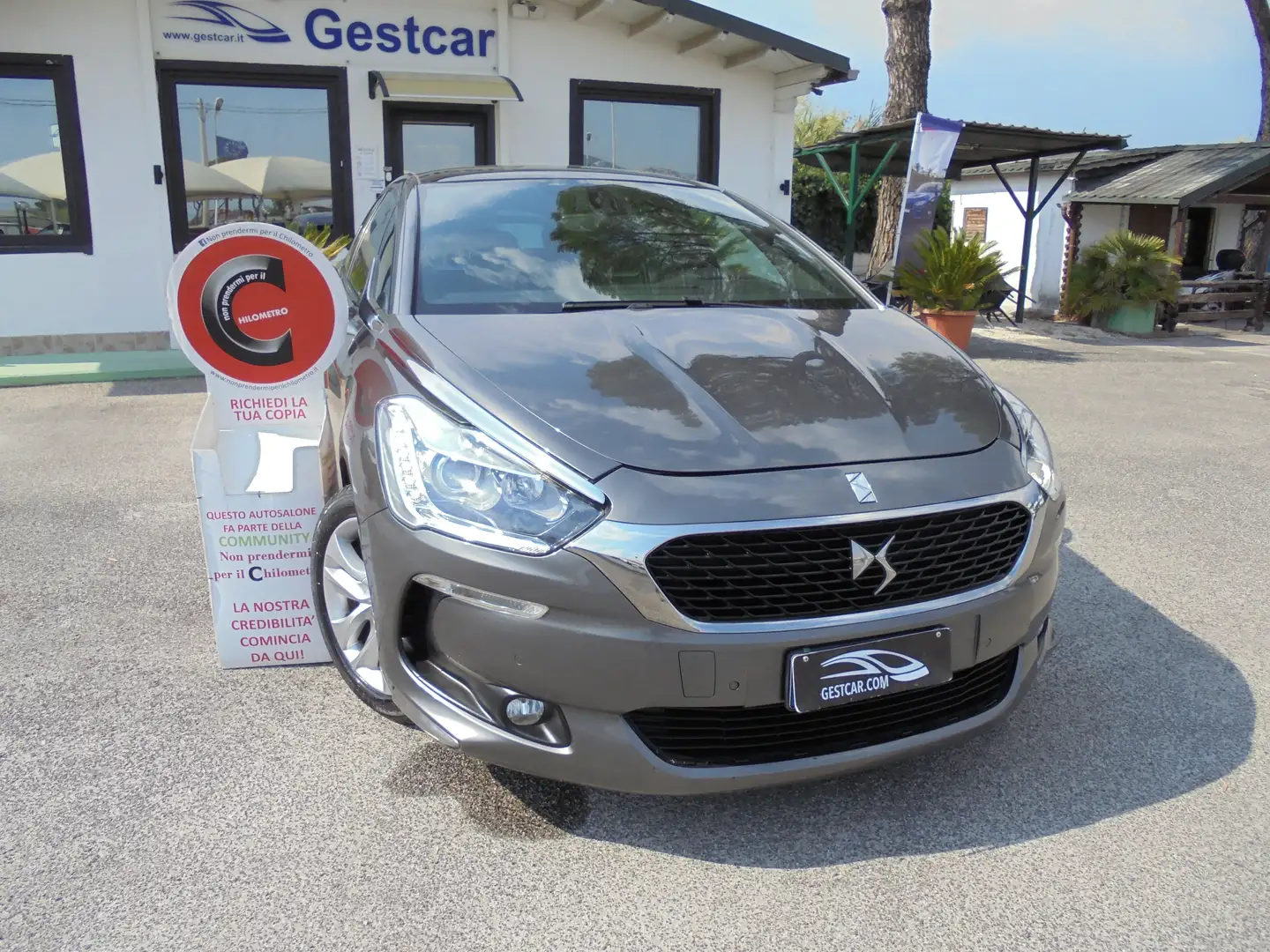 DS Automobiles DS 5 DS5 DS5 2.0 bluehdi Sport Chic s Grijs - 2