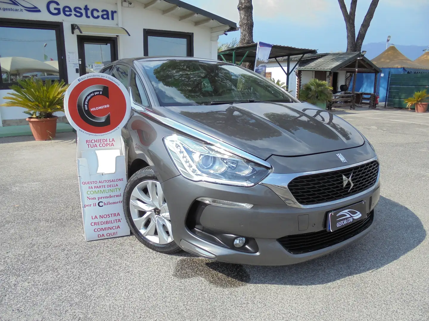 DS Automobiles DS 5 DS5 DS5 2.0 bluehdi Sport Chic s Grijs - 1