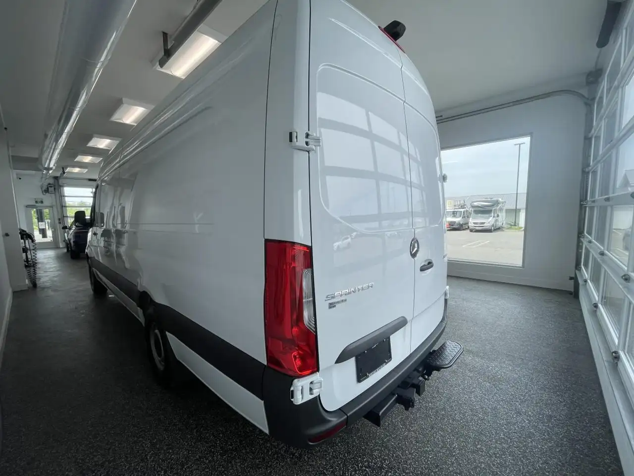 Mercedes-Benz Sprinter снимка Mercedes-Benz Sprinter