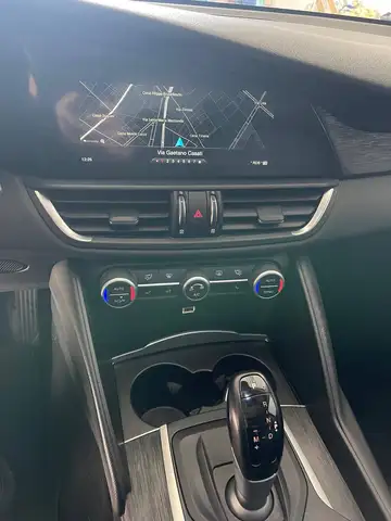 Alfa Romeo Giulia view 11
