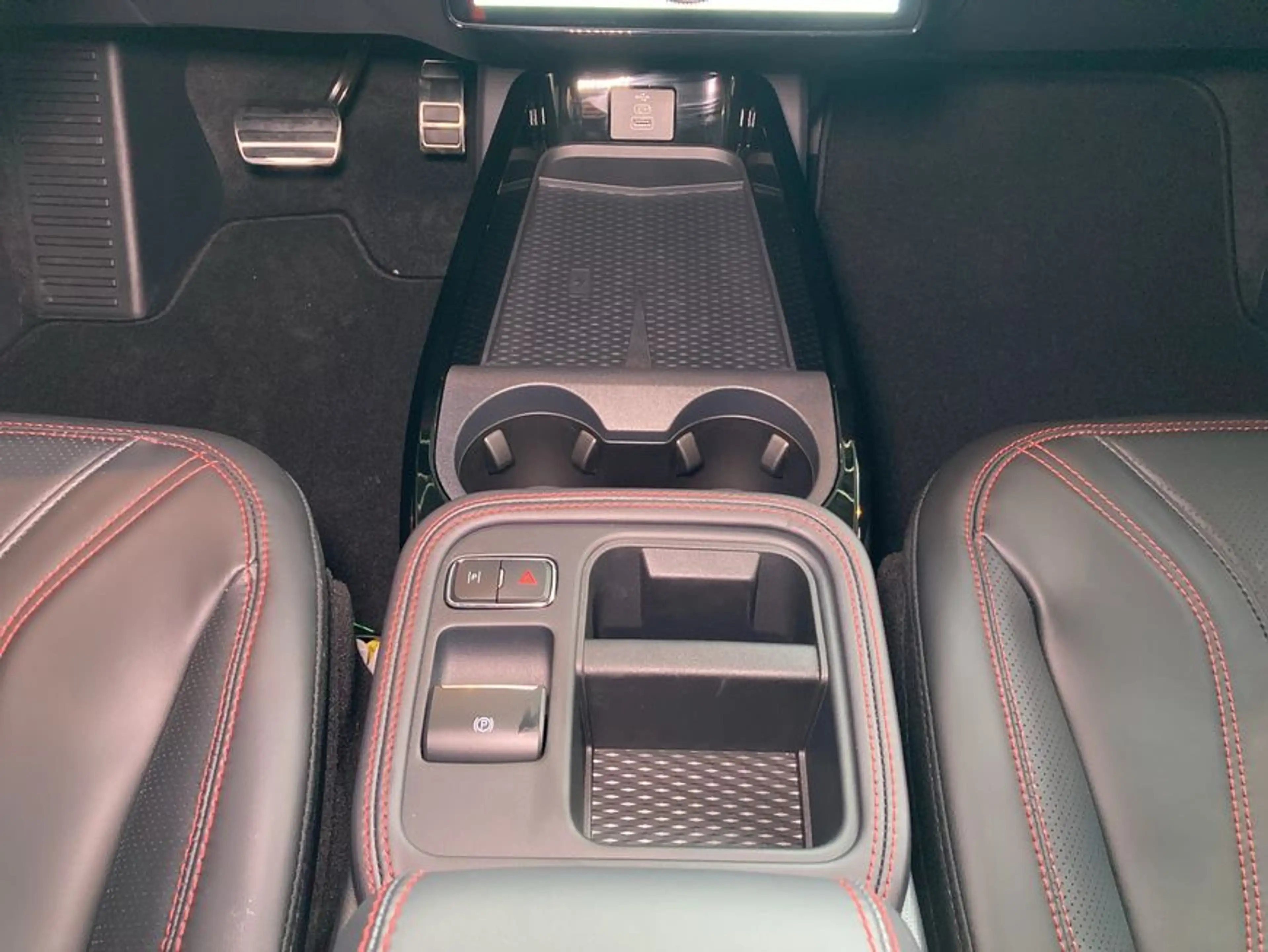 Ford Mustang Mach-E PREMIUM 203 kW, 5-türig (Strom) — photo 13