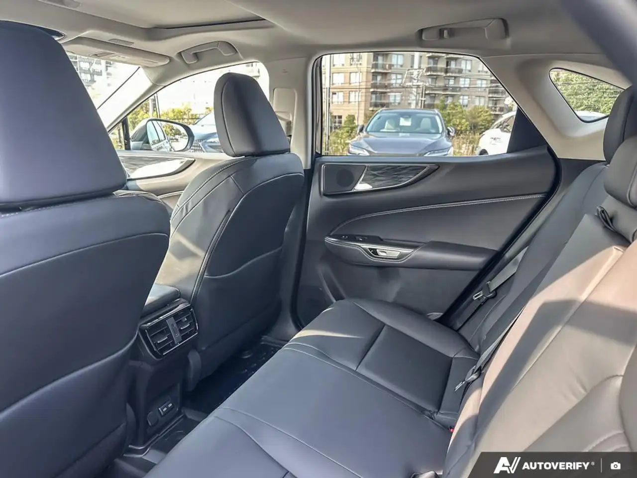 Lexus NX fotografie Lexus NX