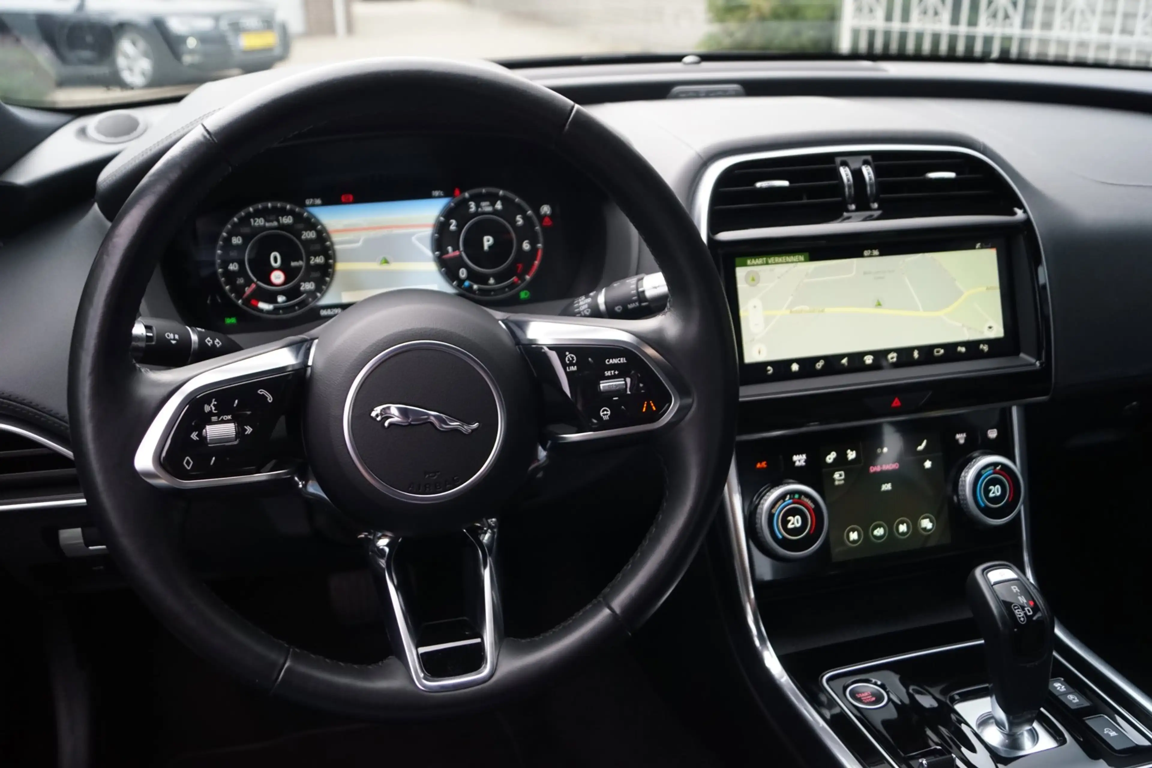 Jaguar XE 2.0 P250 R-Dynamic SE Autom Leder Sportst Stoel/St — photo 9