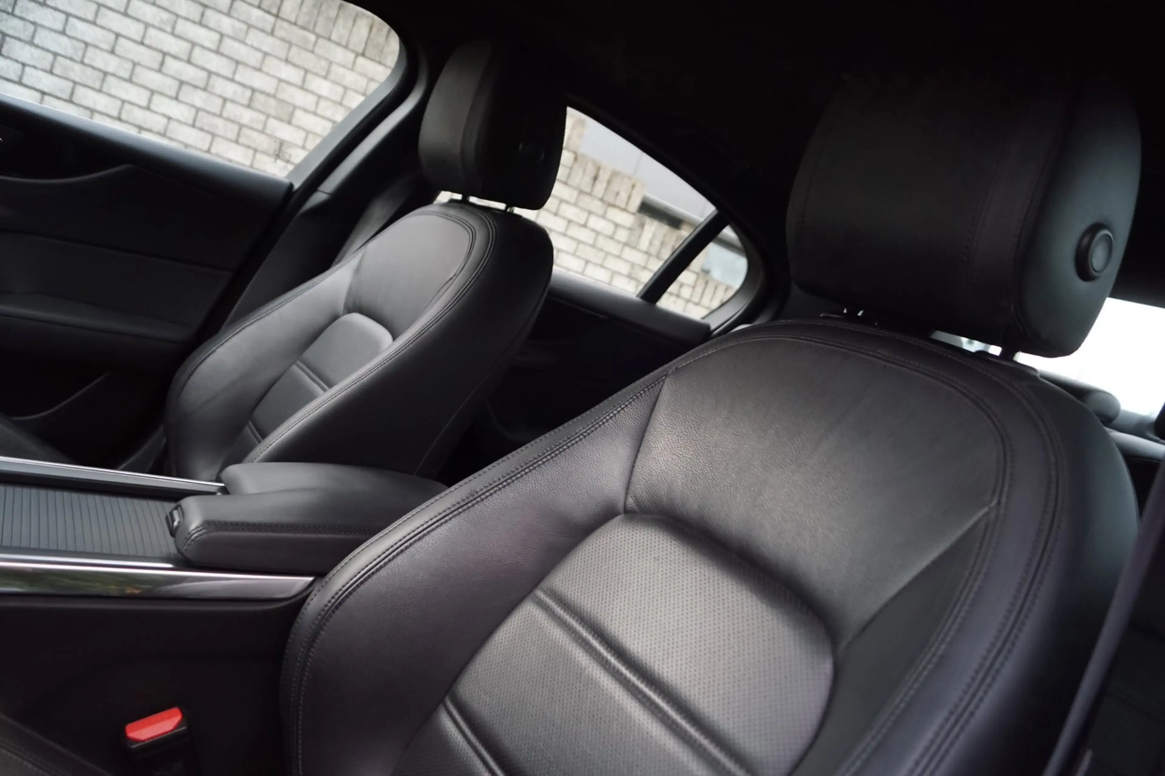 Jaguar XE 2.0 P250 R-Dynamic SE Autom Leder Sportst Stoel/St — photo 27