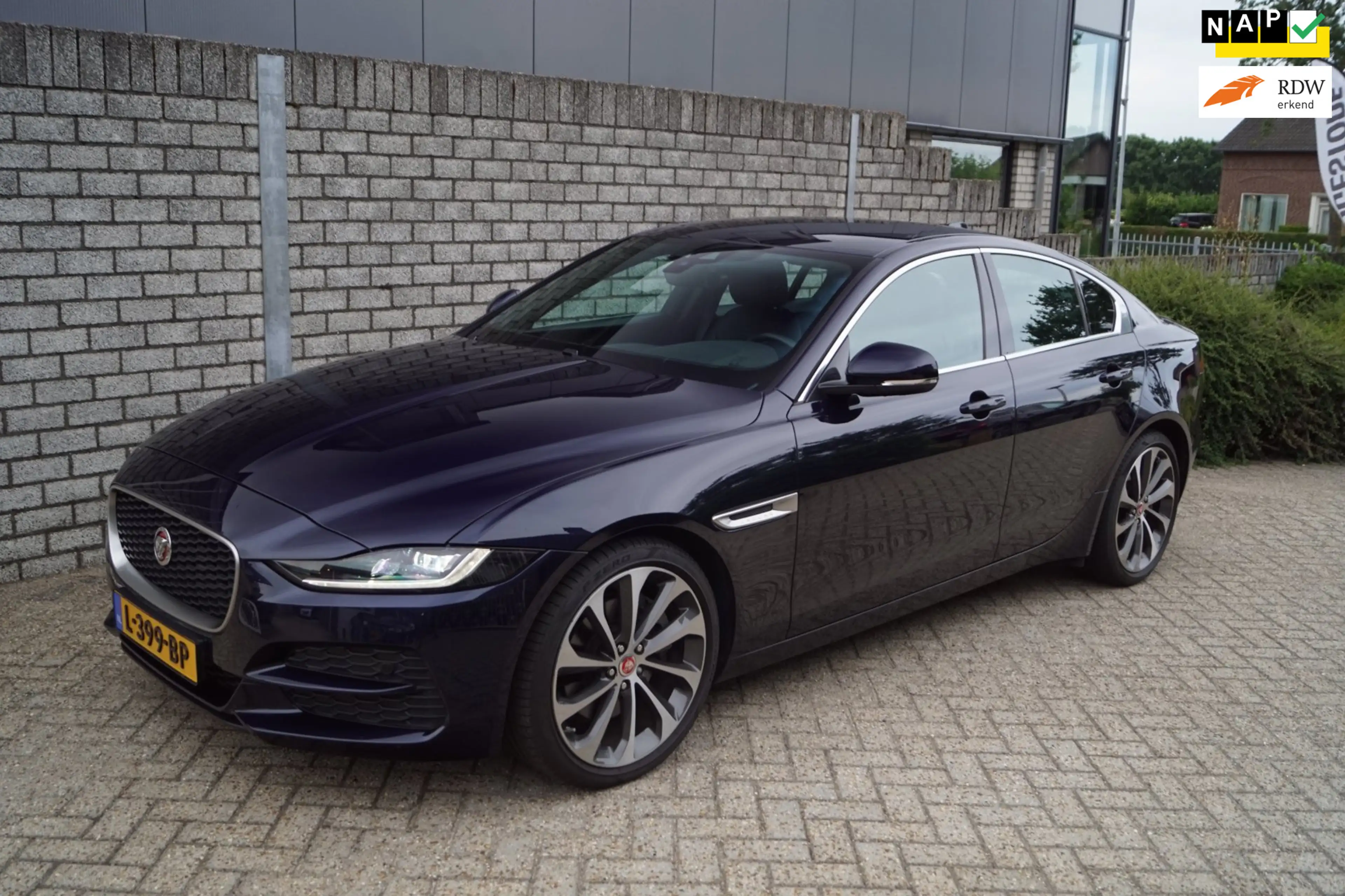 Jaguar XE 2.0 P250 R-Dynamic SE Autom Leder Sportst Stoel/St