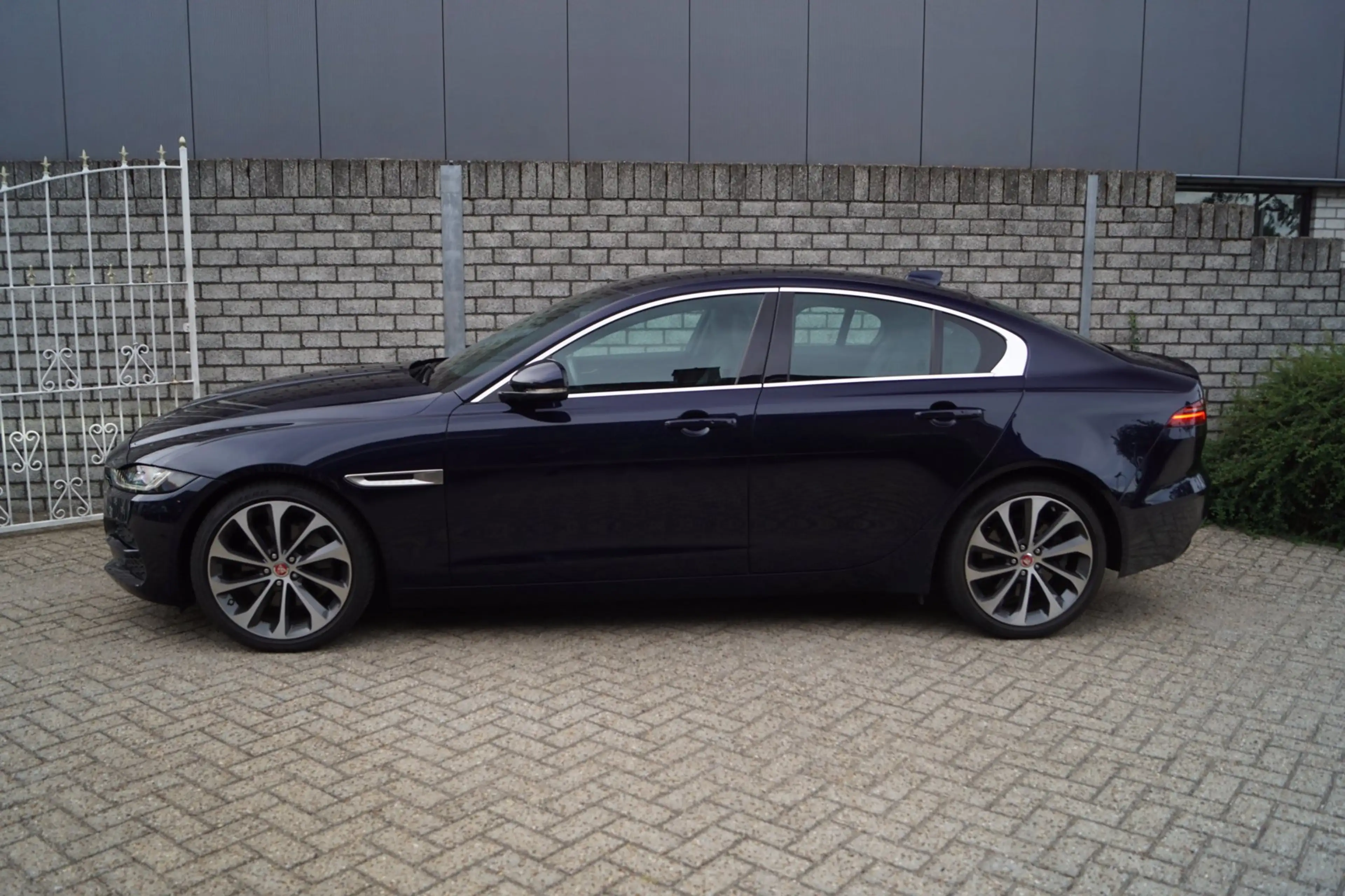 Jaguar XE 2.0 P250 R-Dynamic SE Autom Leder Sportst Stoel/St — photo 2