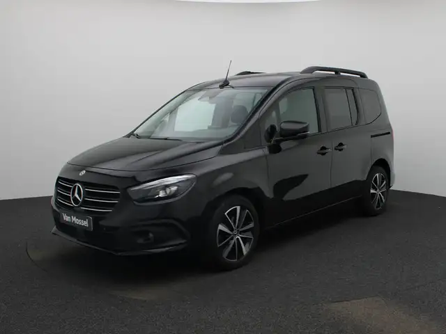 Mercedes-Benz T-Class T180d L1 Style DCT LEDER | LED | NAVI | CAMERA