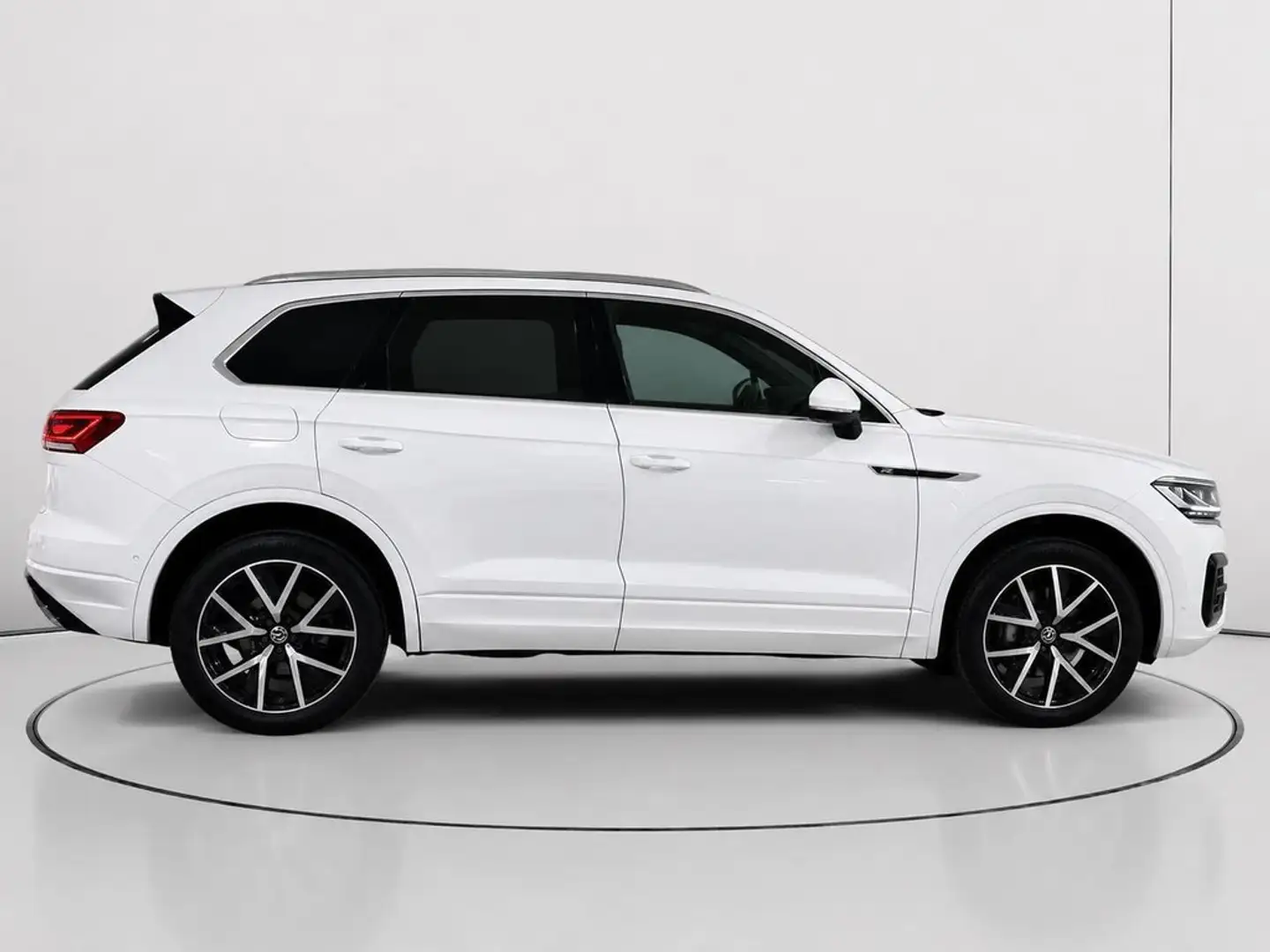 Volkswagen Touareg 3.0TDI V6 Premium Tiptronic Elegance 4M 210kW Blanco - 2
