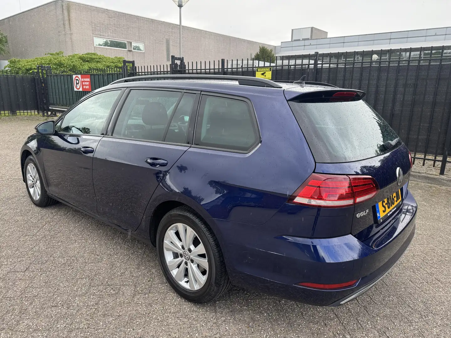 Volkswagen Golf Variant 1.6 TDI Comfortline ACC/Clima/LMV/Navi Blauw - 2