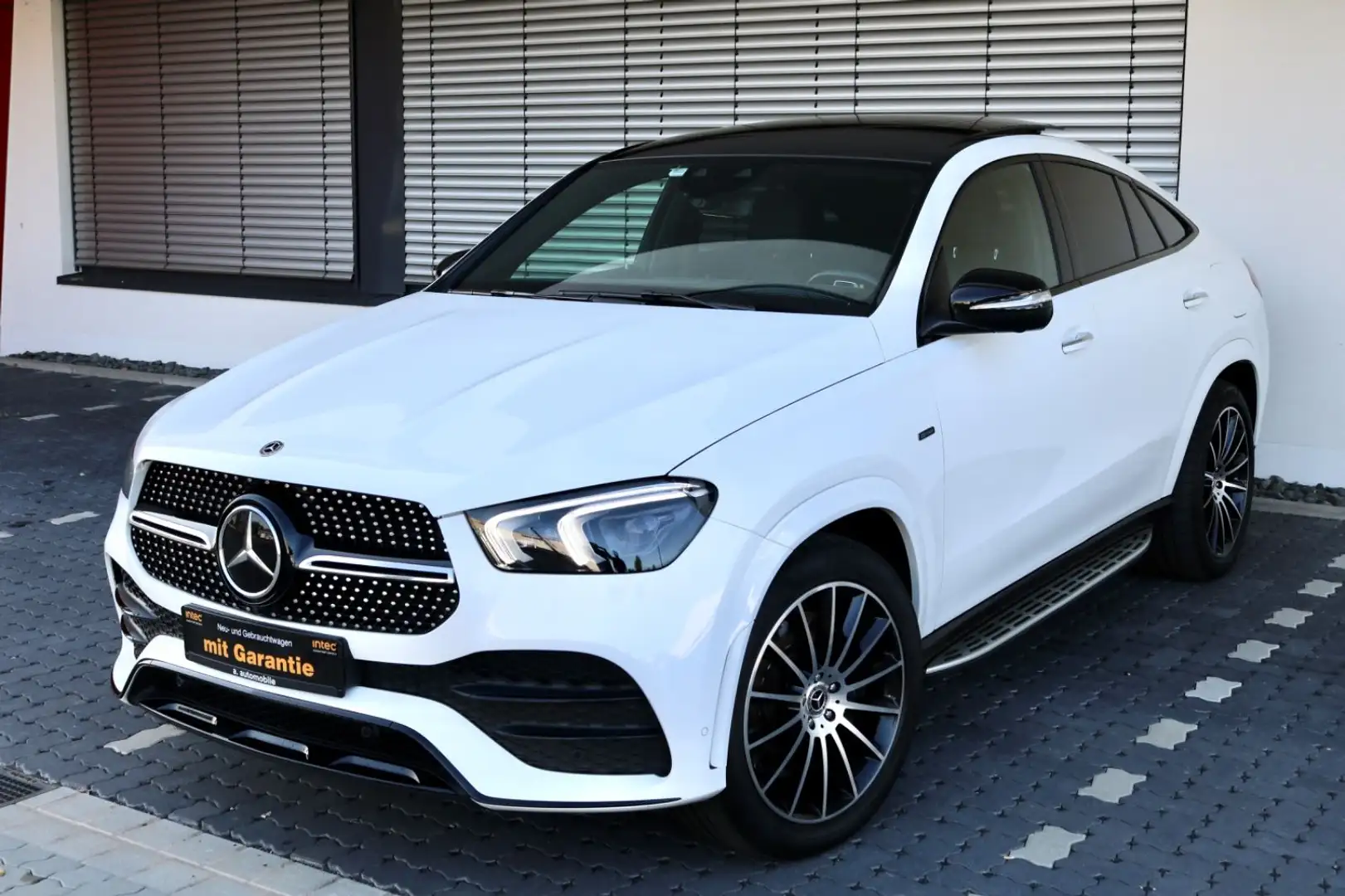 Mercedes-Benz GLE 350 de 4Matic Coupe AMG-Line/360°/BURMESTER Weiß - 1