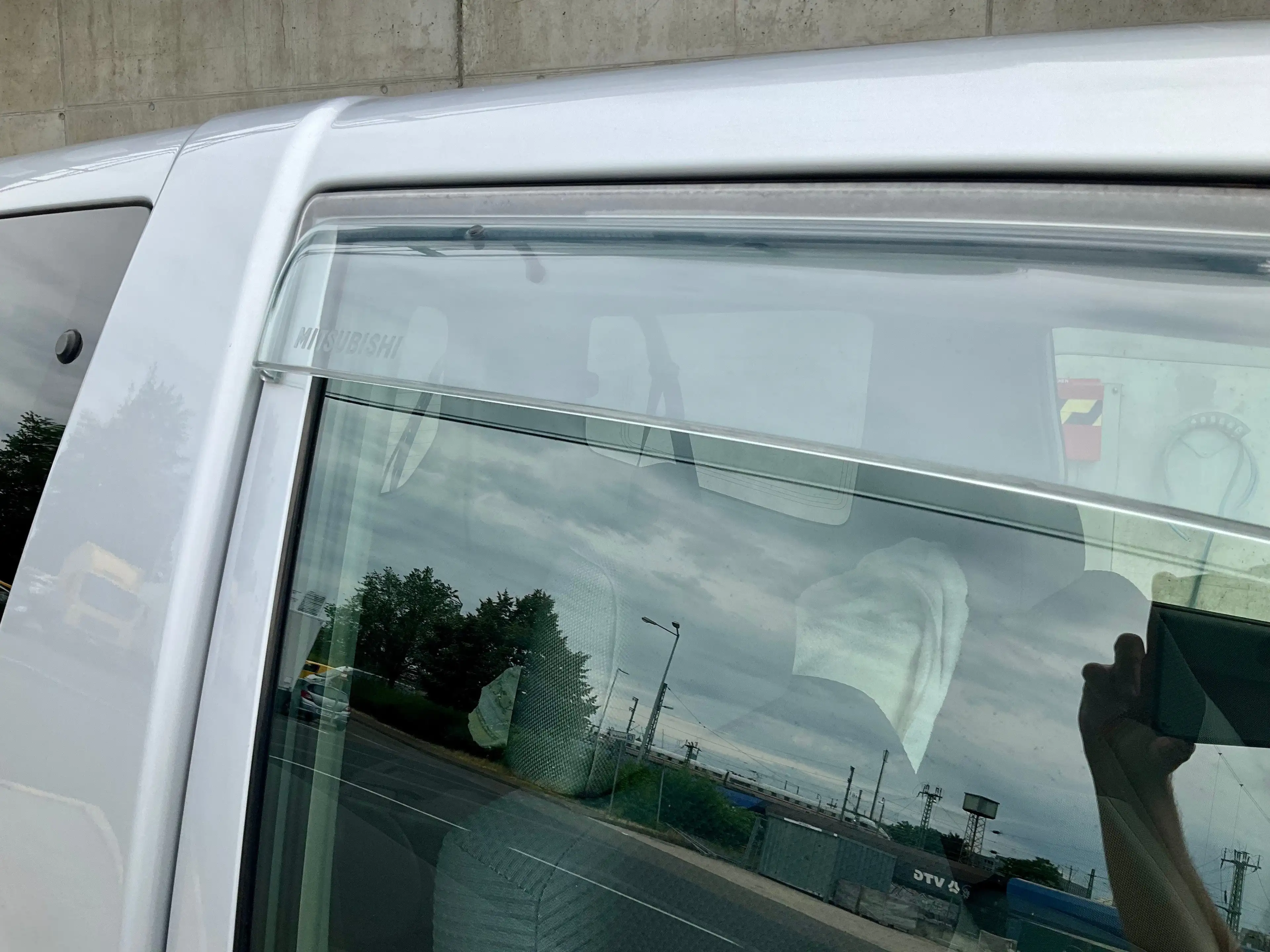 Mitsubishi Pajero Pajero 3.0 V6 Rechtslenker 19% Mwst. Scheckheft — photo 13