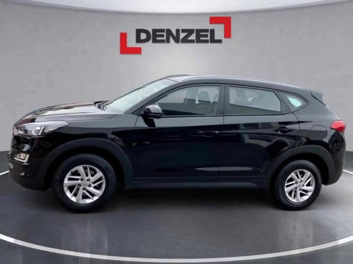 Hyundai TUCSON 1,6 CRDI 4WD Level 4 Schwarz - 2
