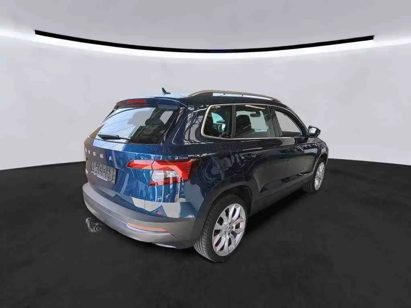 Skoda Karoq 1.5 TSI DSG DRIVE 125 AHK NAVI KAMERA LED Blau - 2