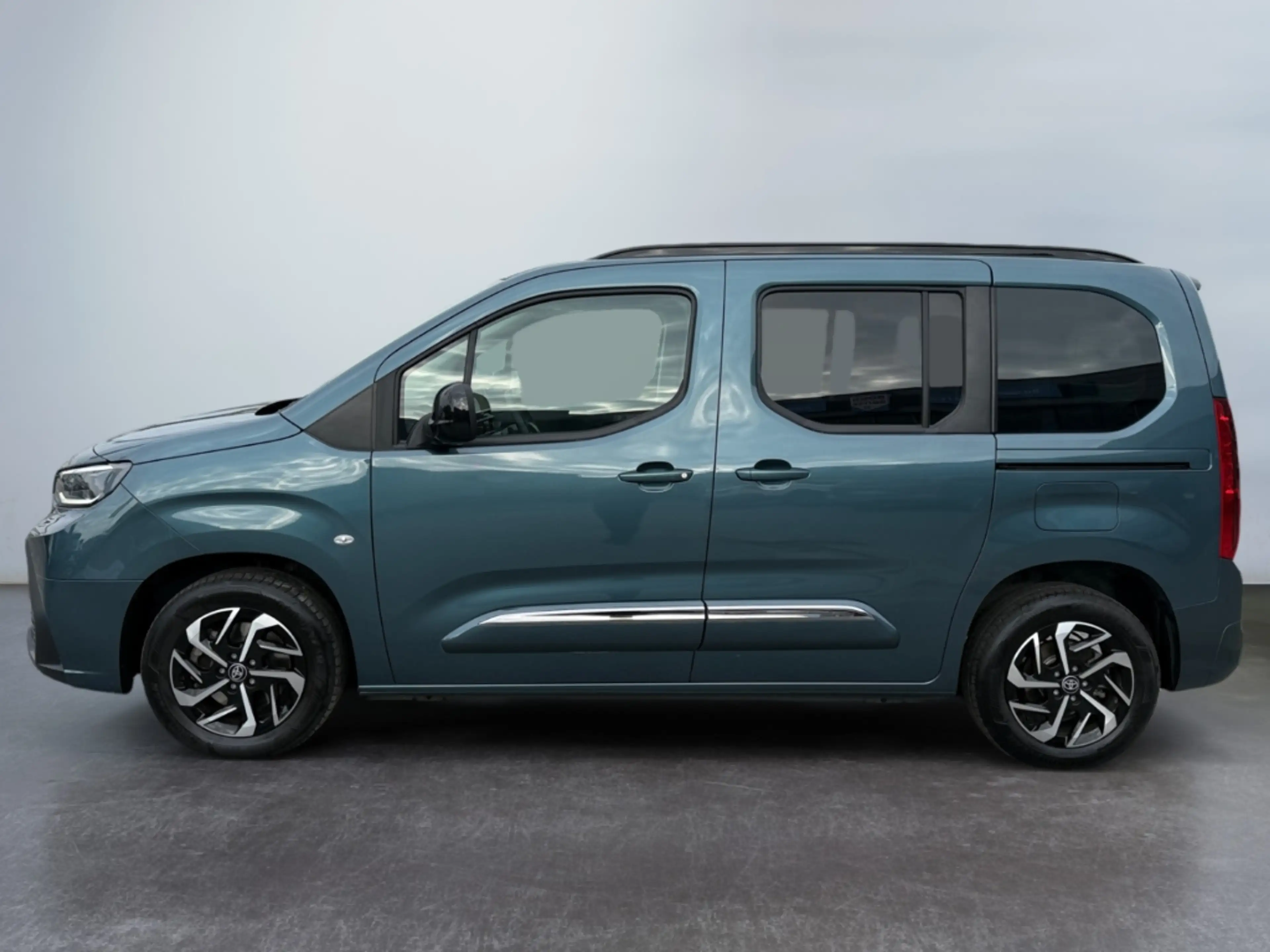 Toyota Proace City Verso L1 Team D *LED*Tempo*PDC*SHZ* — photo 5