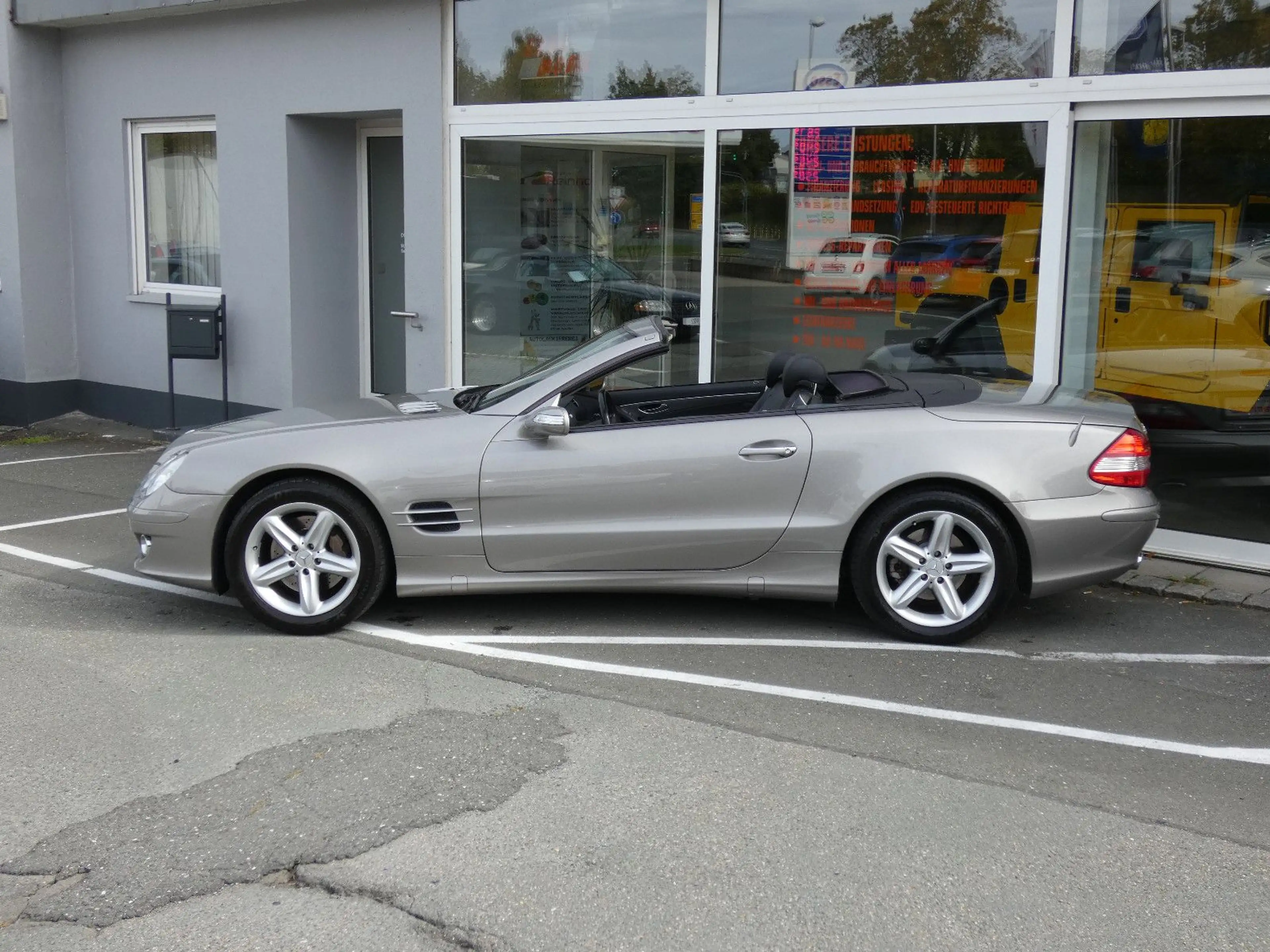 Mercedes-Benz SL 350 Facelift Deutsch Scheckheft Top Zustand! — photo 10