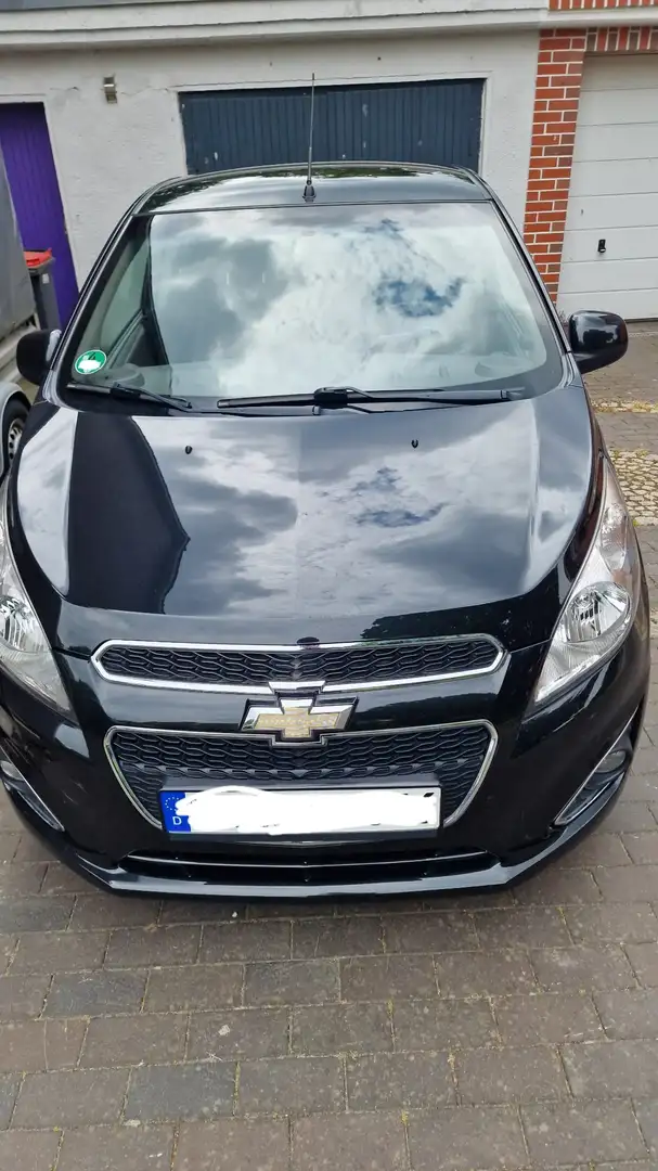 Chevrolet Spark 1.0 LT Schwarz - 1