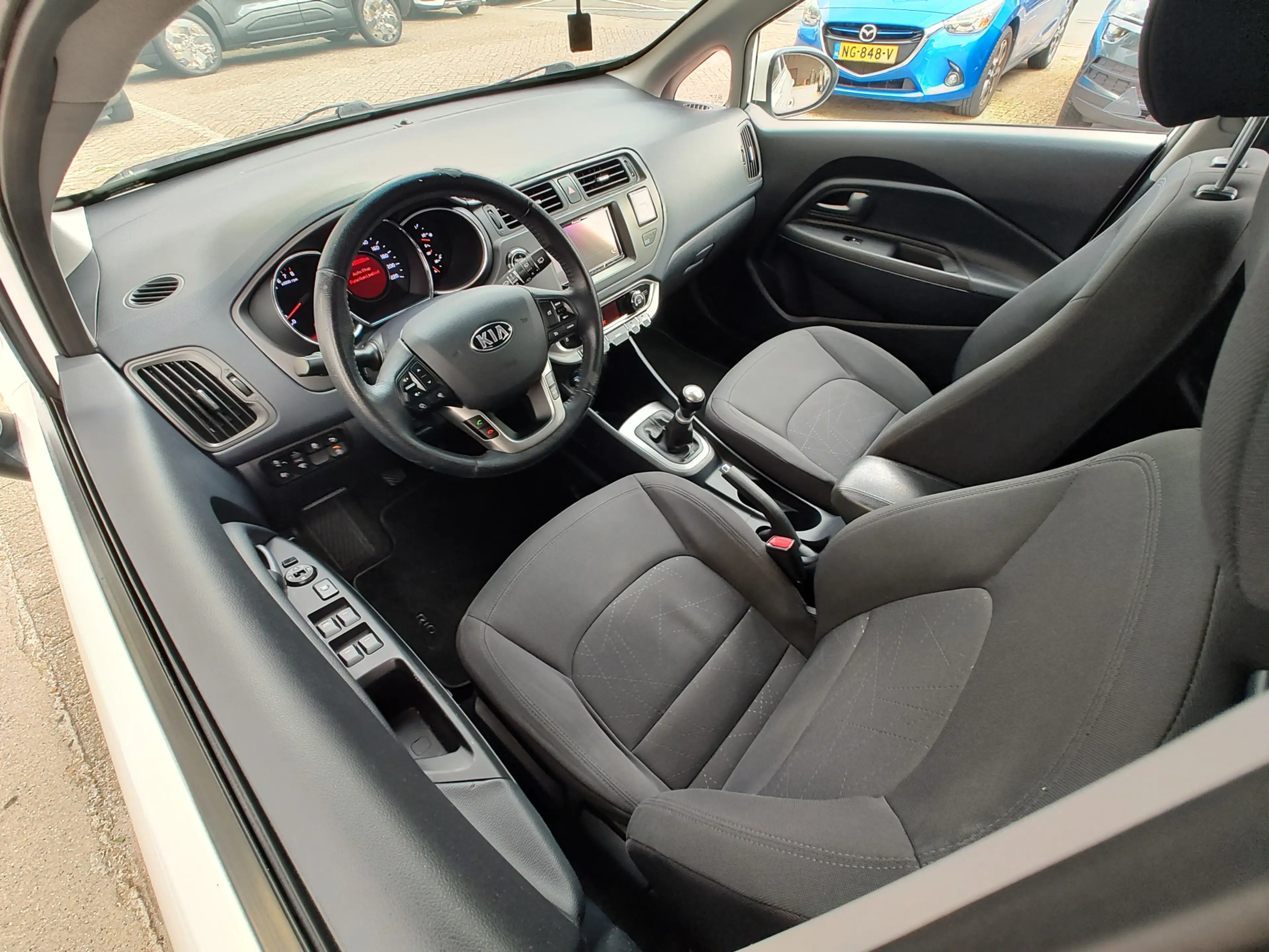 Kia Rio 1.2 CVVT SUPER PACK Clima | Keyless | Cruise Contr — photo 13