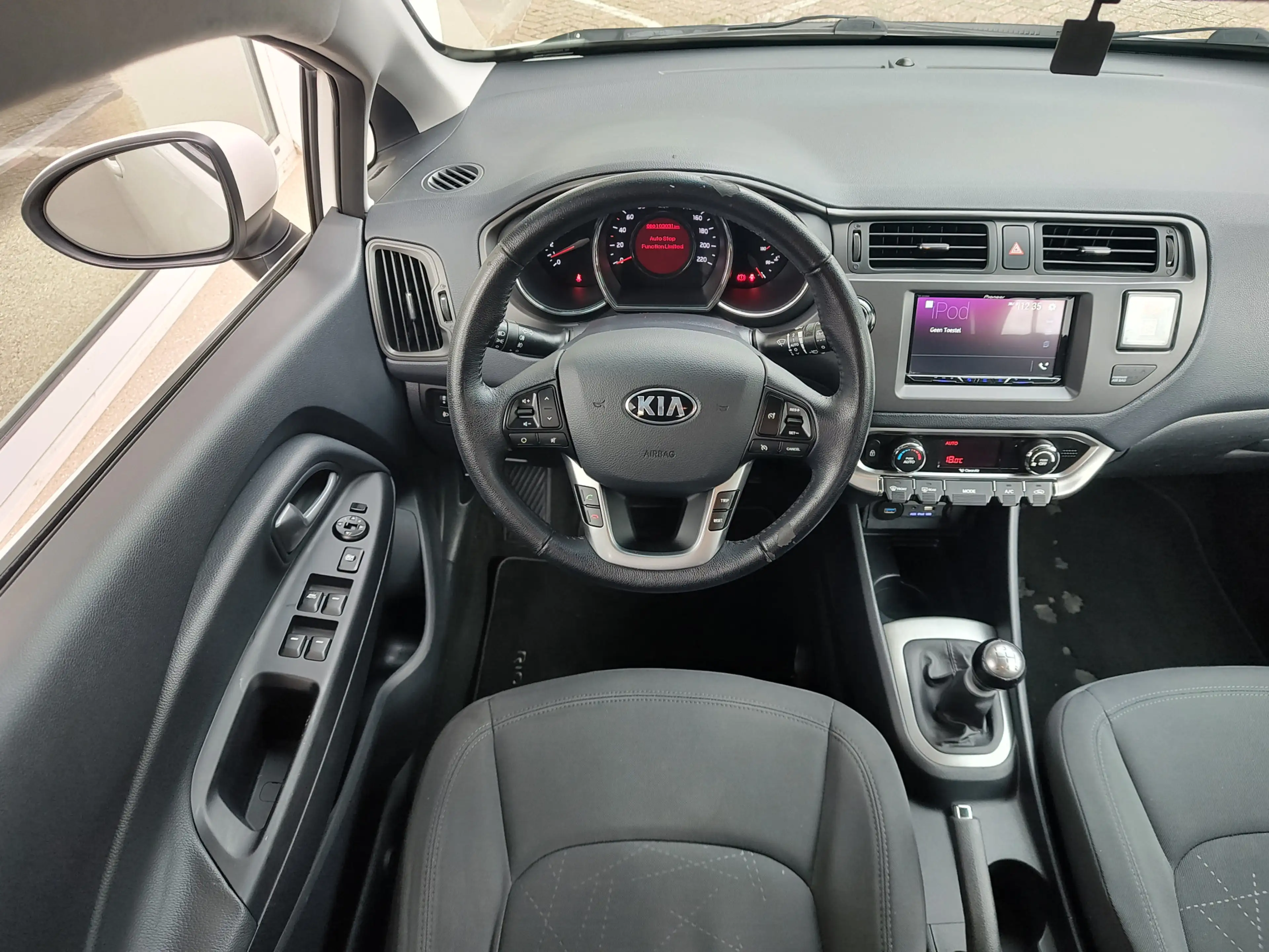Kia Rio 1.2 CVVT SUPER PACK Clima | Keyless | Cruise Contr — photo 12
