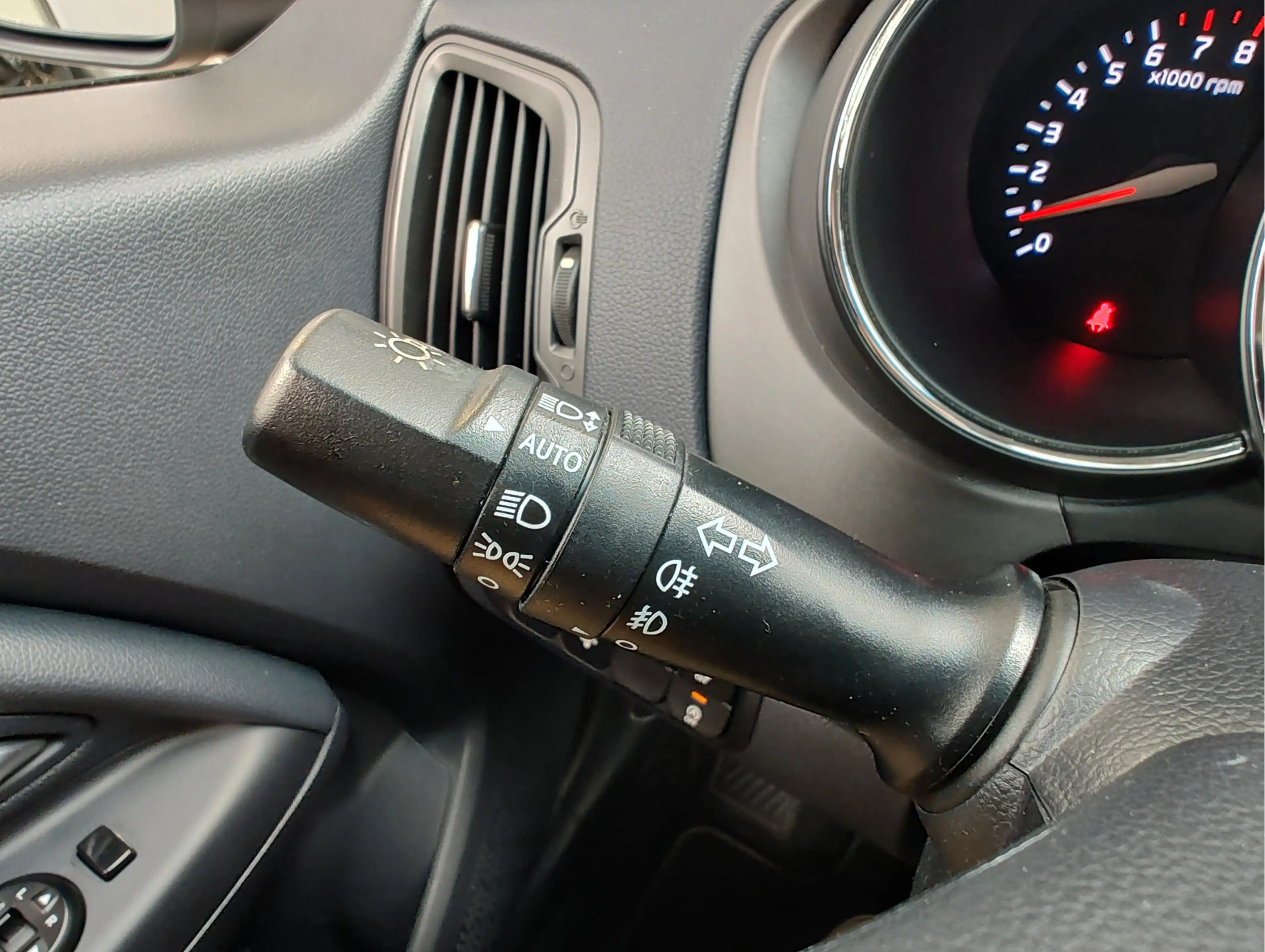Kia Rio 1.2 CVVT SUPER PACK Clima | Keyless | Cruise Contr — photo 26
