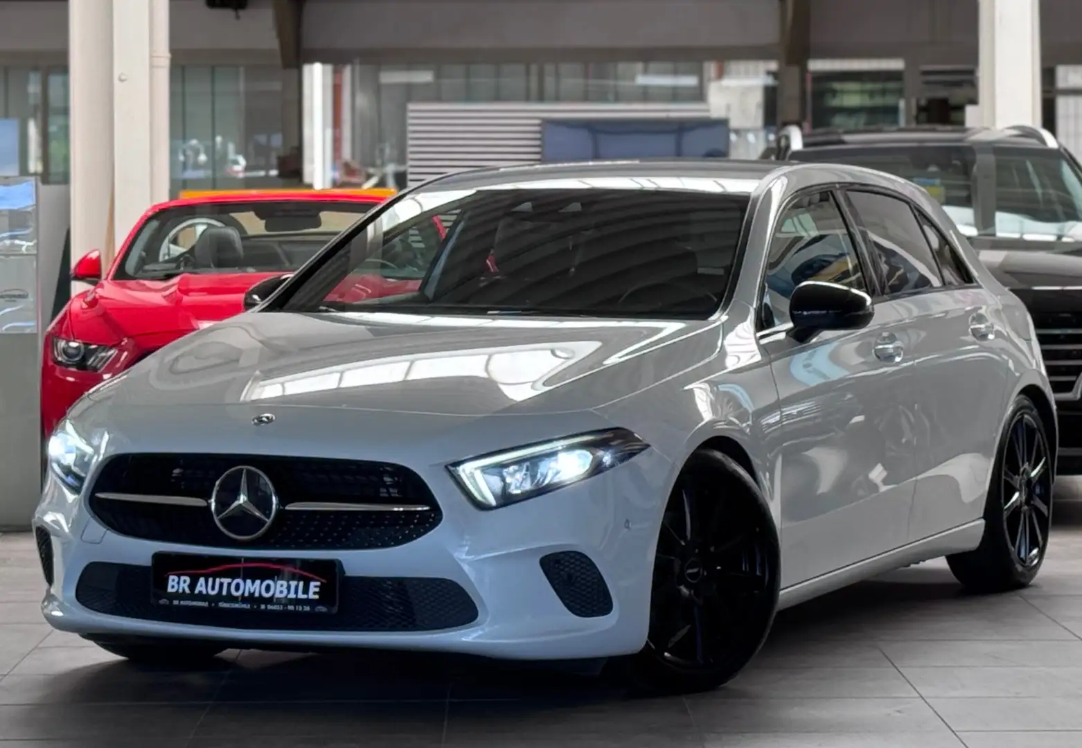 Mercedes-Benz A 200 A 200 d*nur MB Service*LED*Navi*Kamera*18Zoll* Grijs - 1