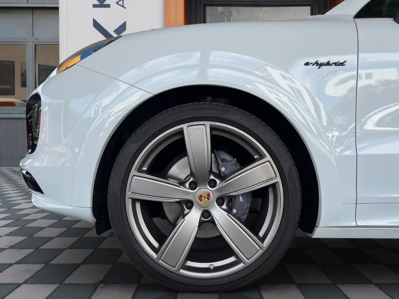Porsche Cayenne E-Hybrid Platinum Edition SportDesign, миниатюра 27