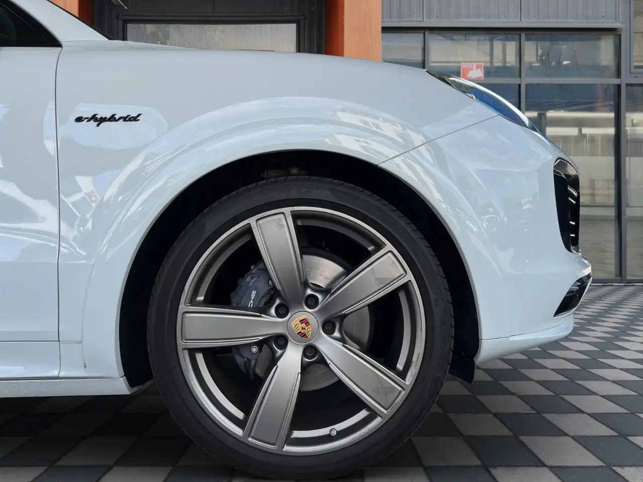 Porsche Cayenne E-Hybrid Platinum Edition SportDesign, миниатюра 28