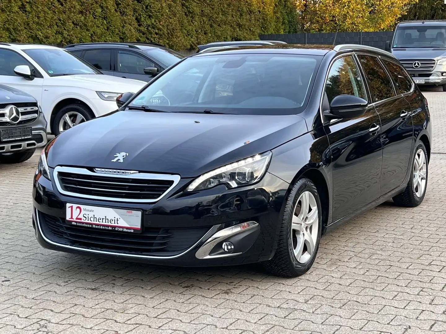 Peugeot 308 SW Allure- PANODACH-R.CAM-PDC-FULL LED-AHK- Noir - 2