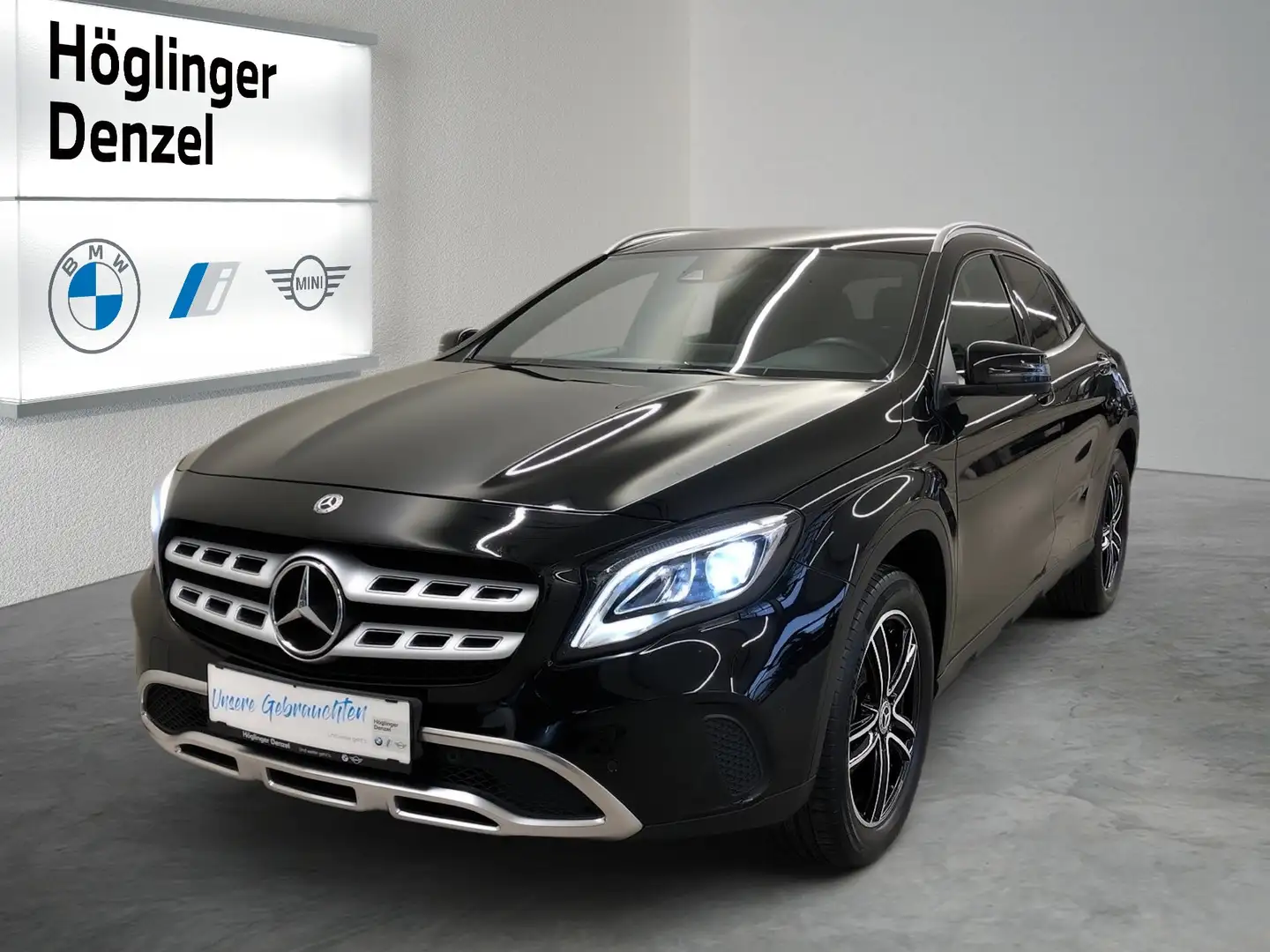 Mercedes-Benz GLA 200 d Austria Edition Schwarz - 1