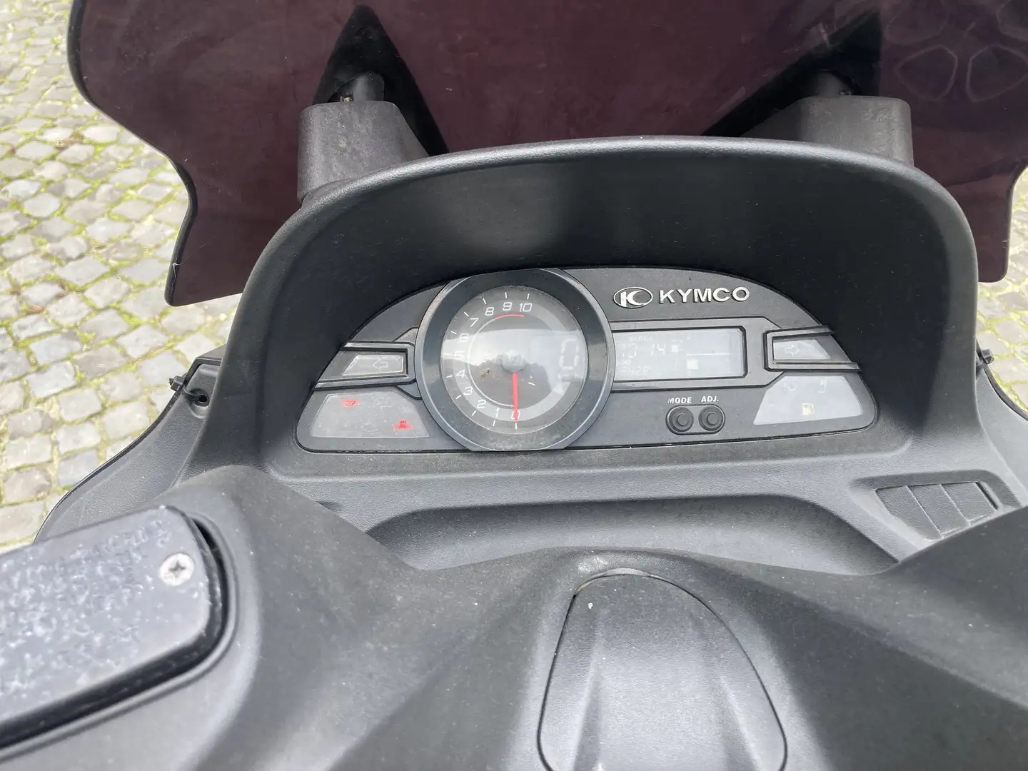 Kymco Xciting 400i Negro - 1