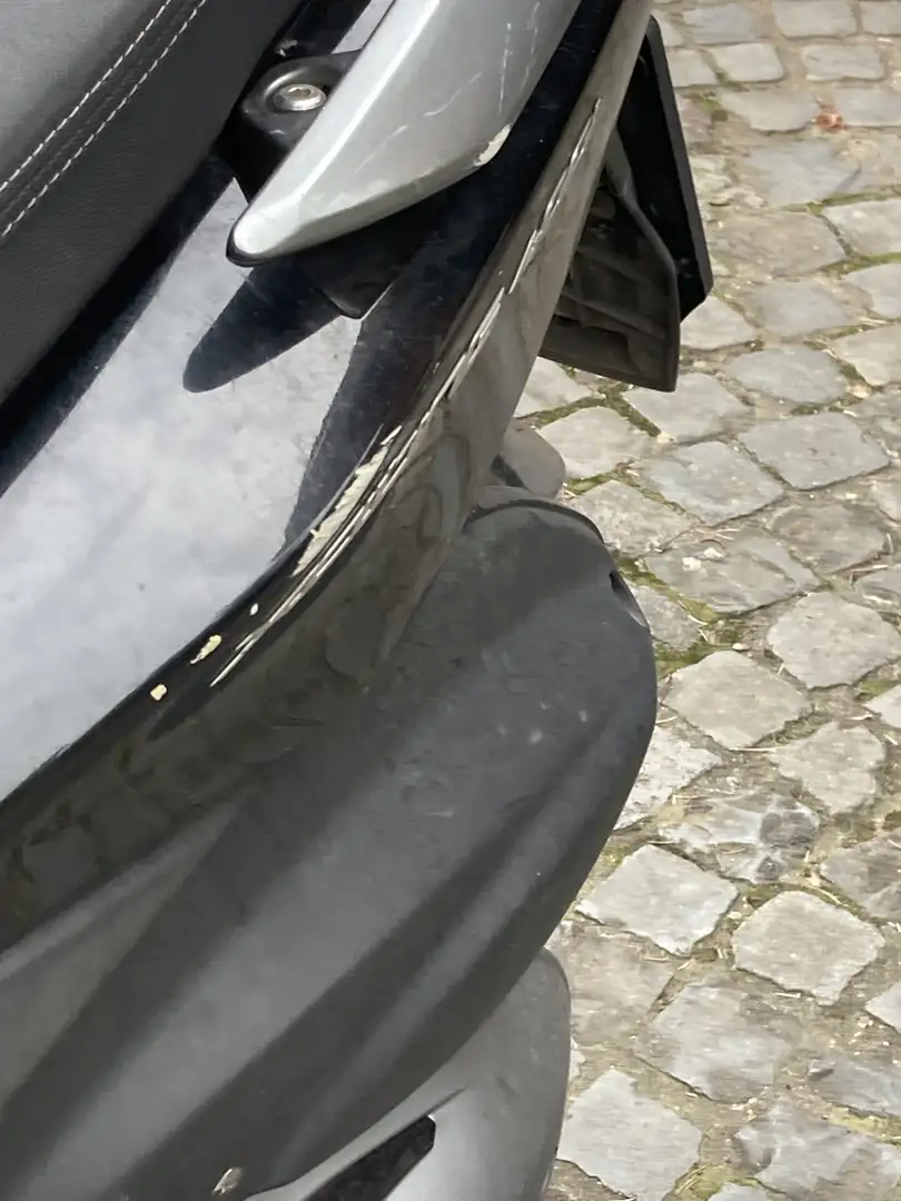 Kymco Xciting 400i Negro - 2