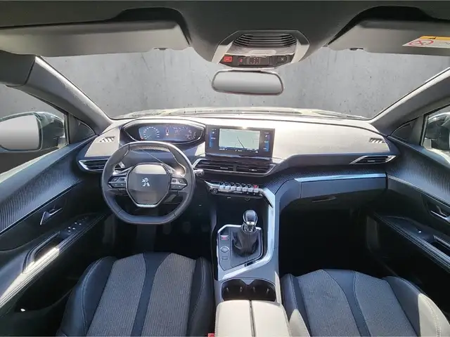 Peugeot 5008 view 12