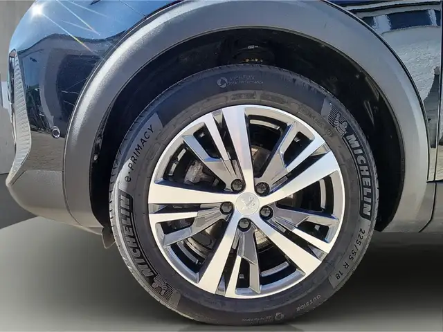 Peugeot 5008 view 11