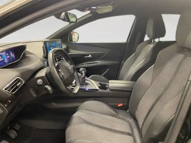 Peugeot 3008 view 7
