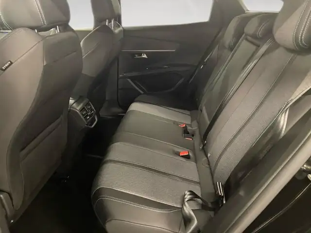 Peugeot 3008 view 8
