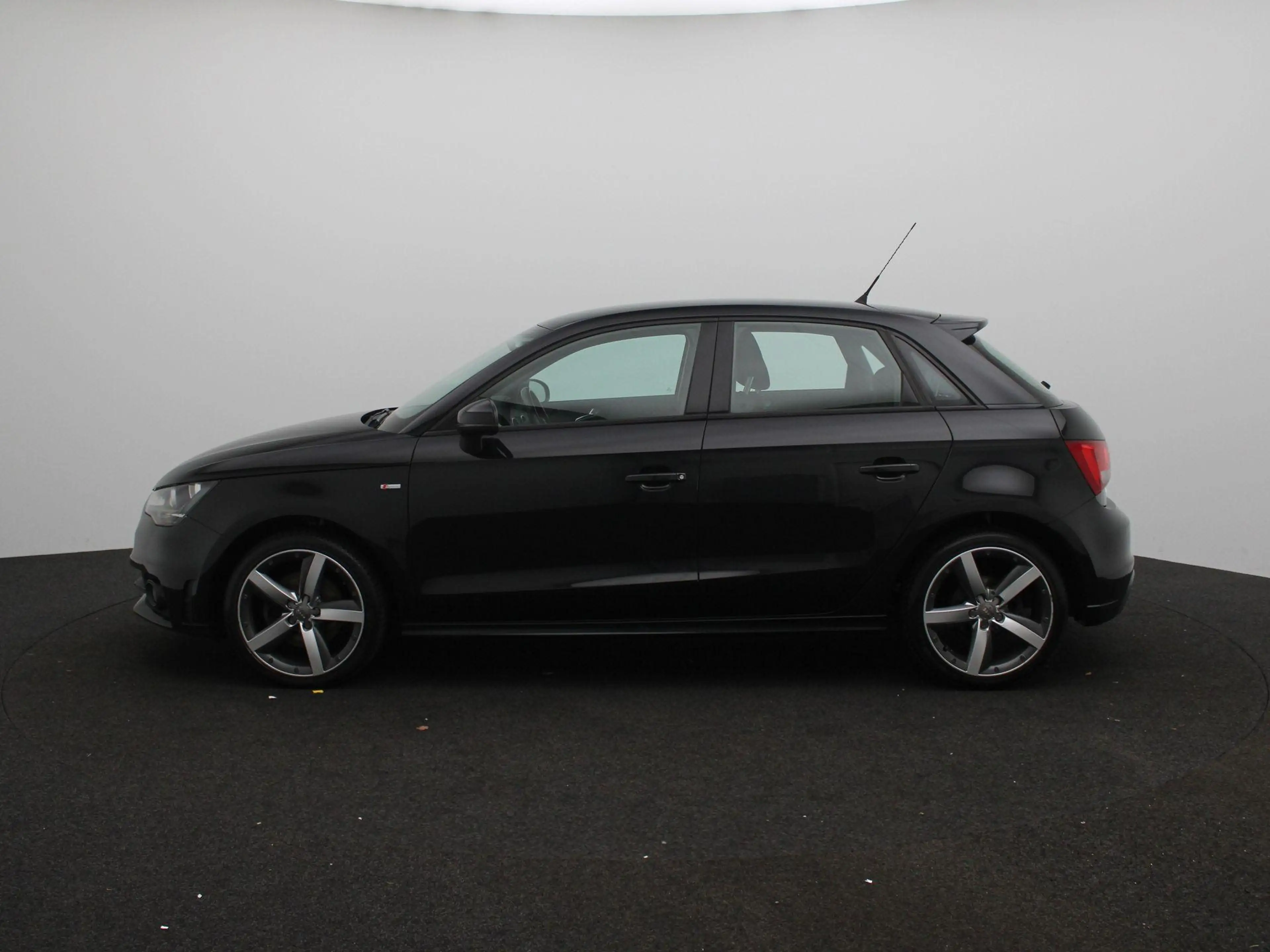 Audi A1 Sportback 1.4 TFSI S-Line | Navigatie | Stoelverwa — photo 5