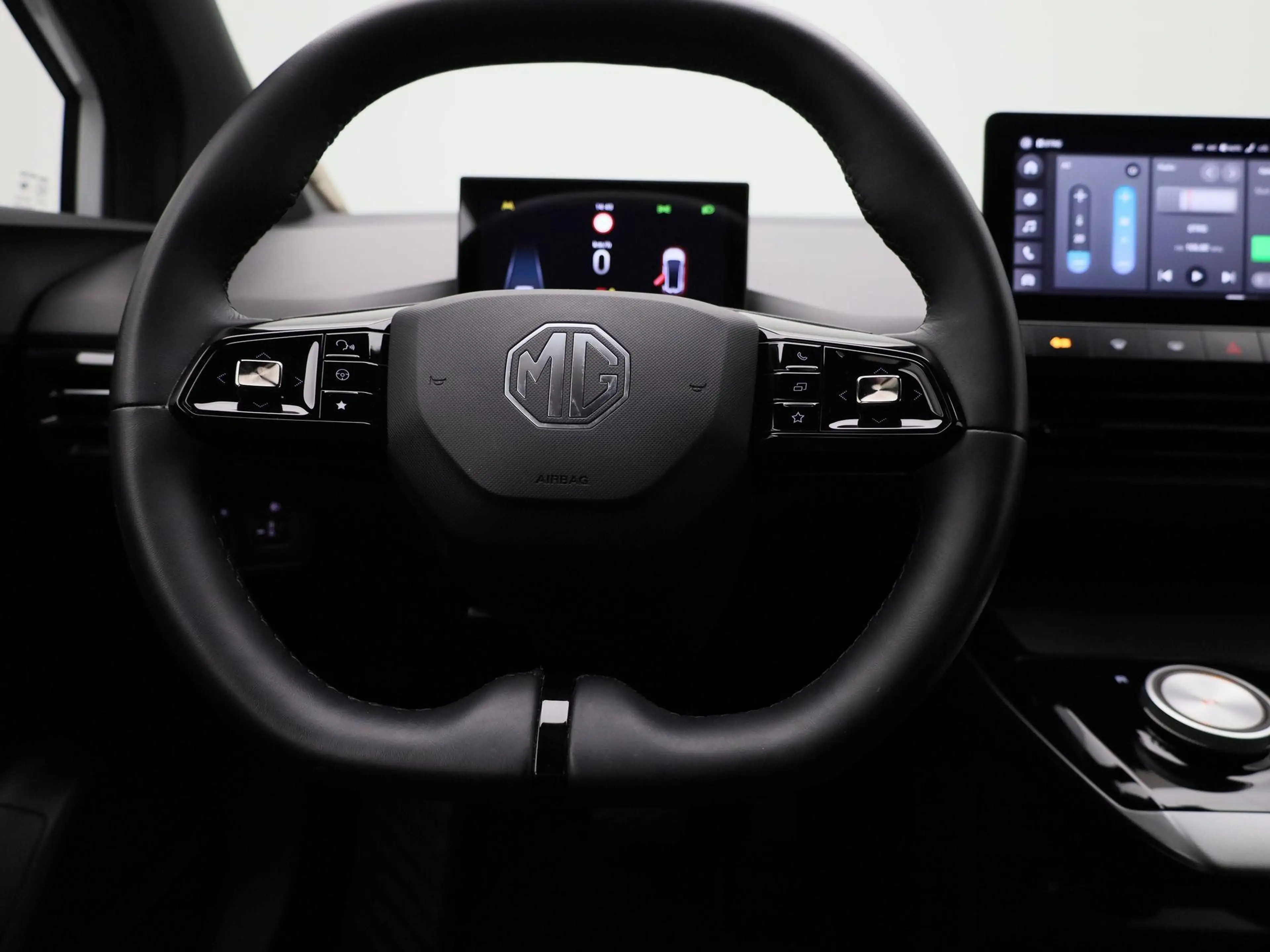 MG MG4 Electric Comfort 64 kWh | Automaat | Navigatie | C — photo 7