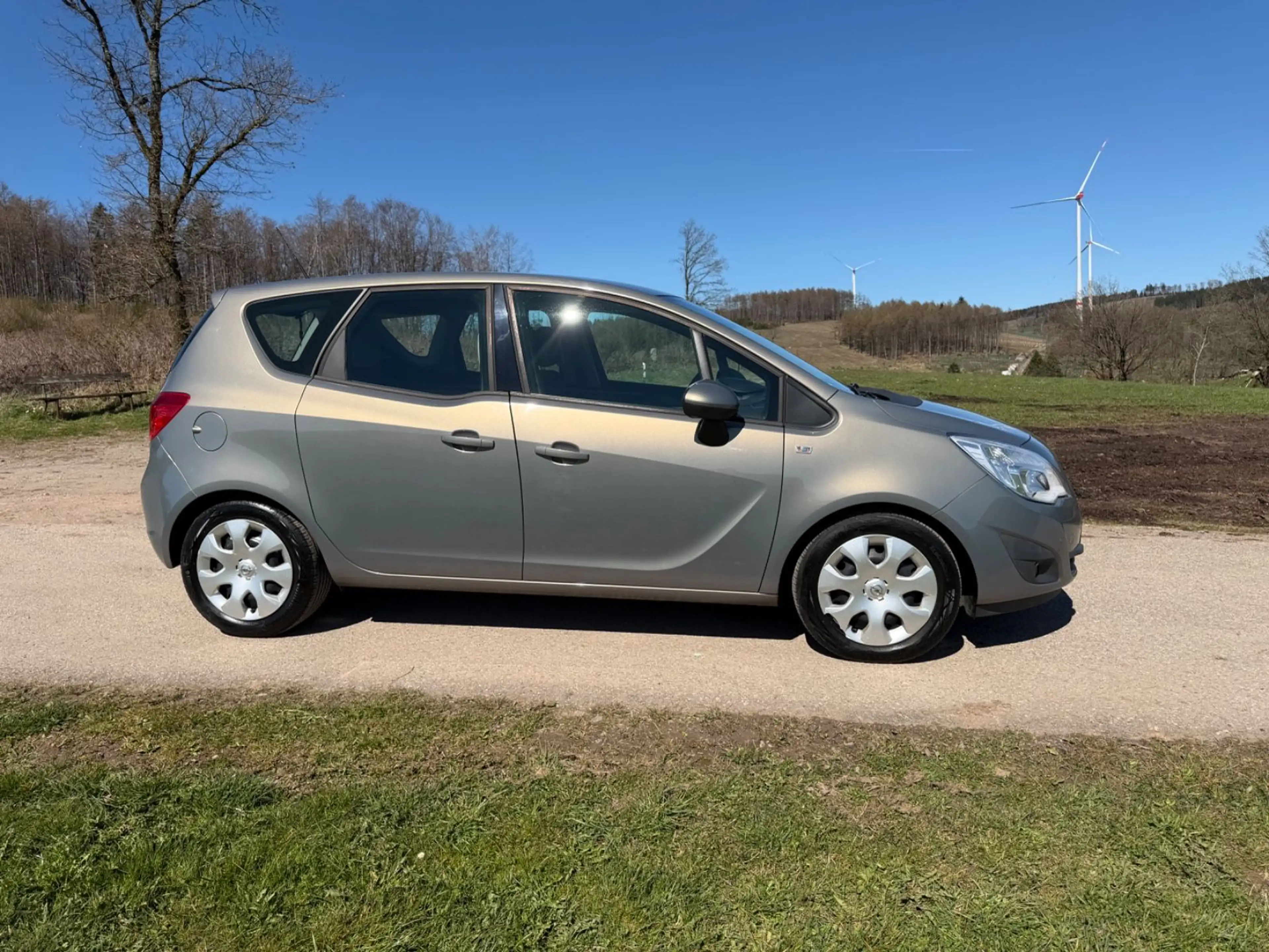 Opel Meriva B Edition 1,7CDTI 131ps 2.Hand — photo 3