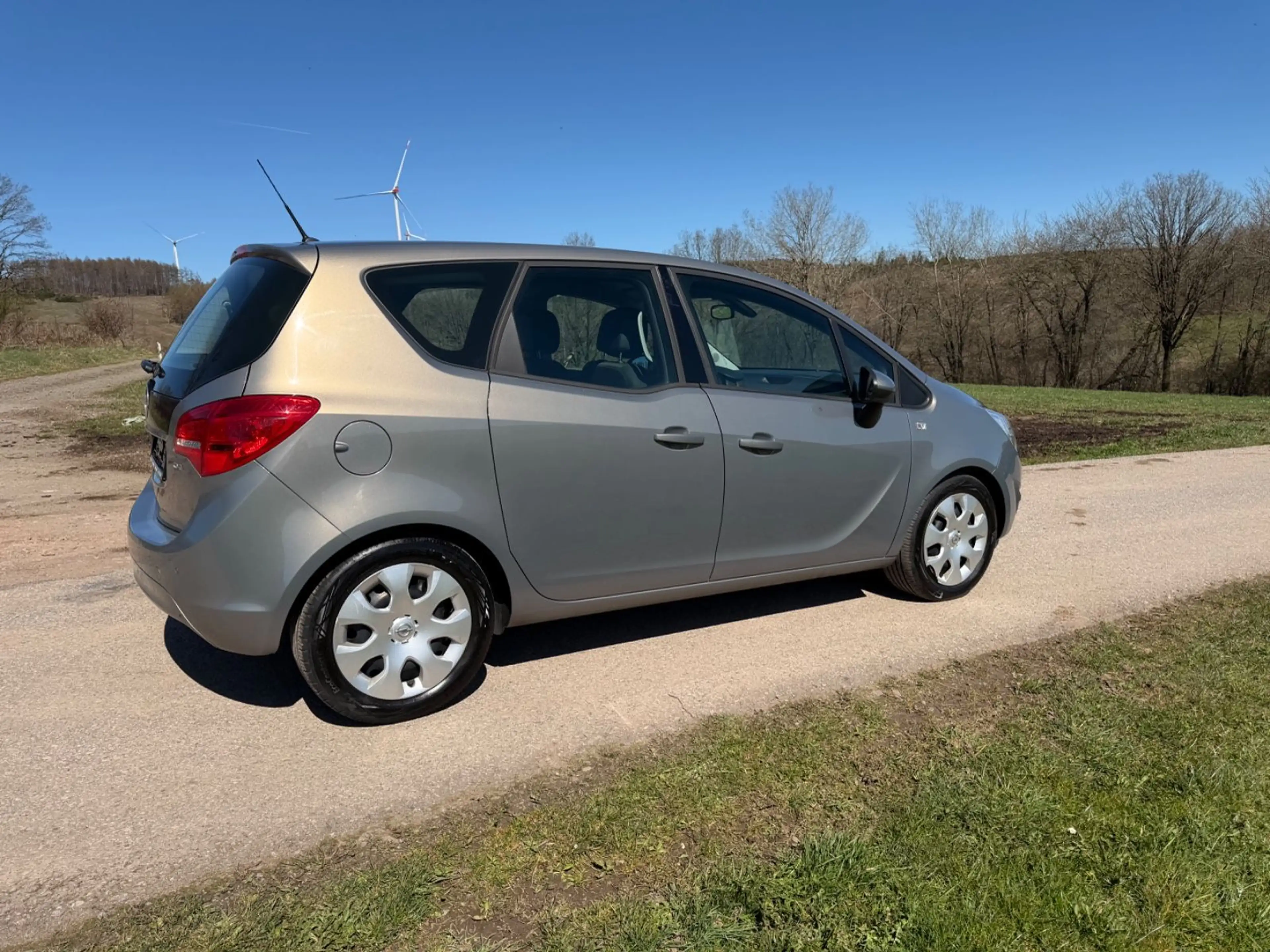 Opel Meriva B Edition 1,7CDTI 131ps 2.Hand — photo 4