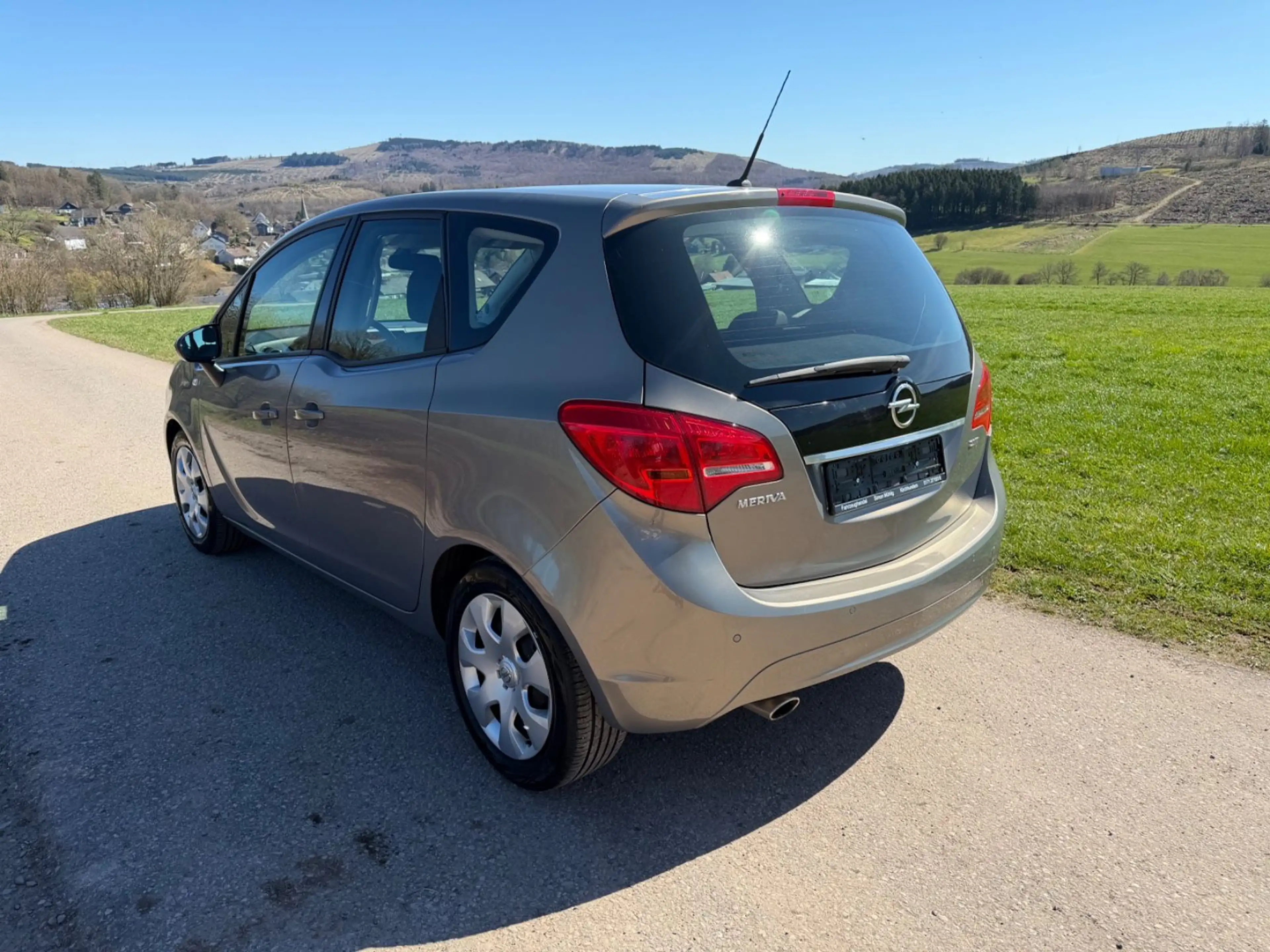 Opel Meriva B Edition 1,7CDTI 131ps 2.Hand — photo 7