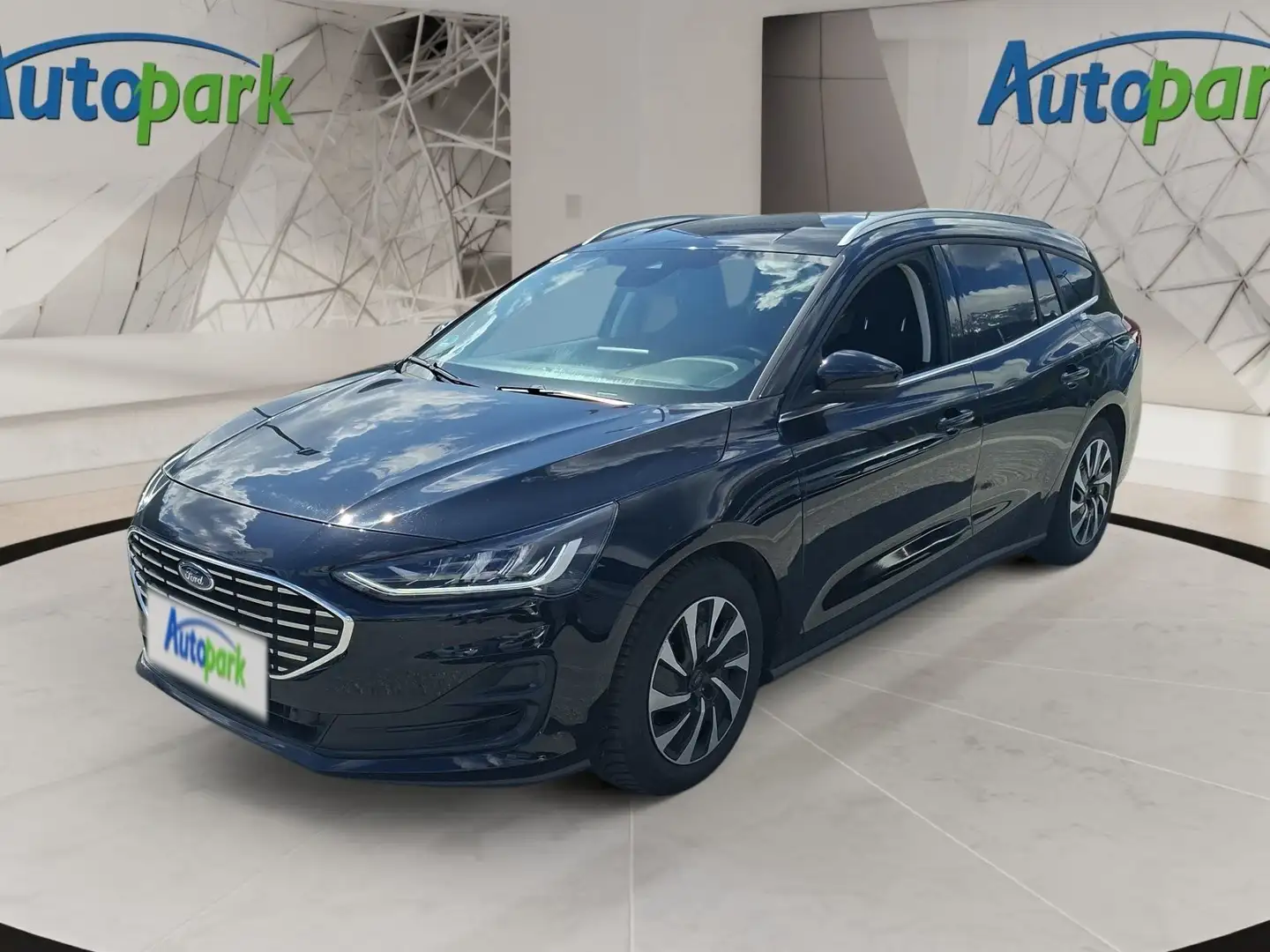 Ford Focus Titanium X Schwarz - 1