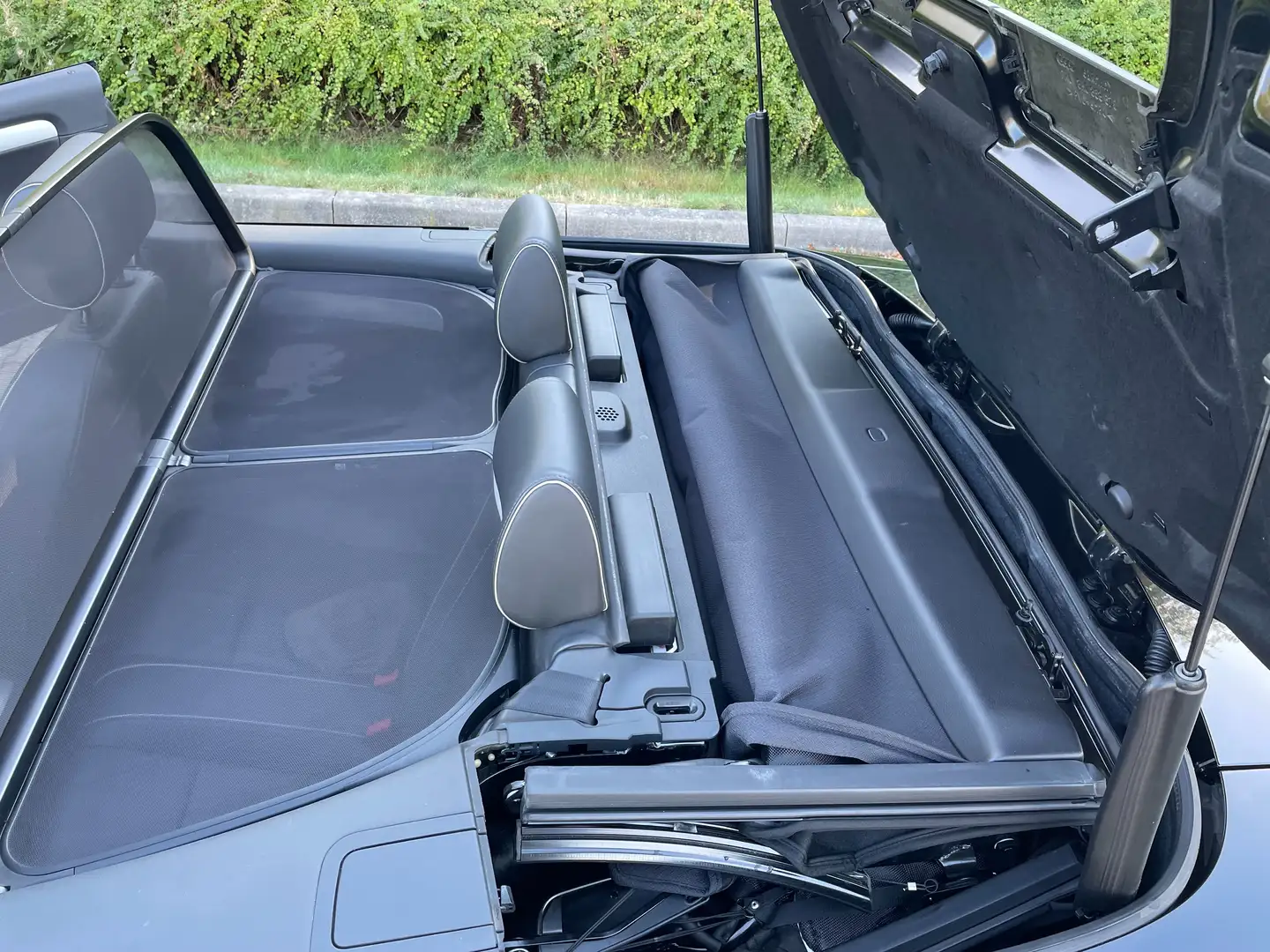 Audi RS4 HERBSTANGEBOT vor der Einwinterung RS4 Cabrio Schwarz - 2