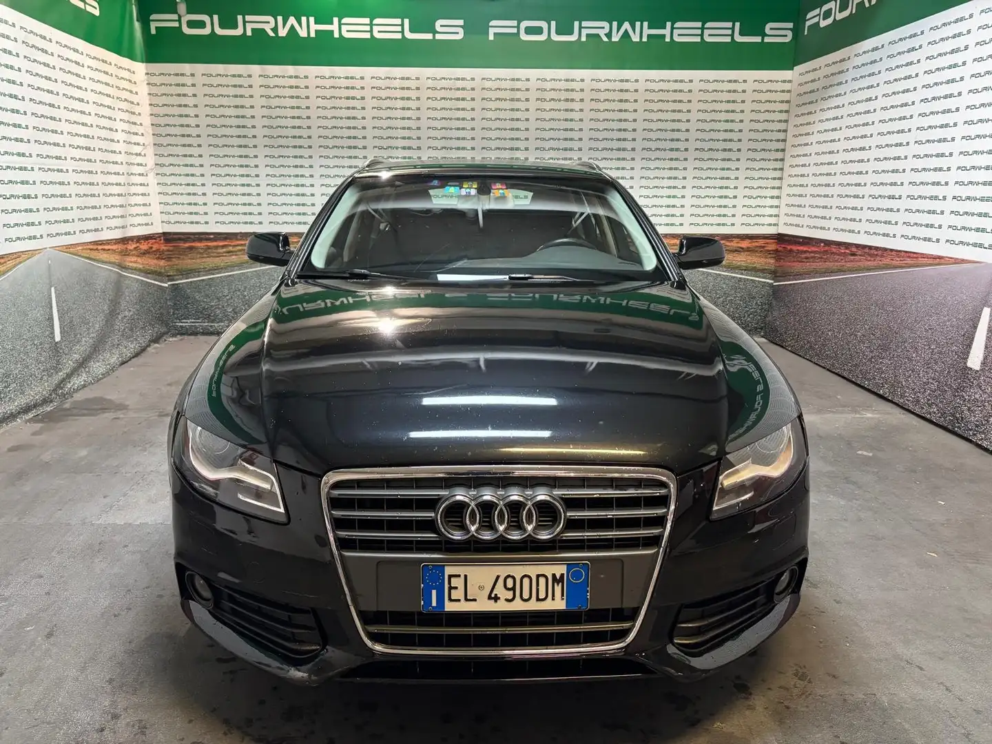 Audi A4 A4 IV 2011 Avant 2.0 tdi 143CV fap sport Noir - 2