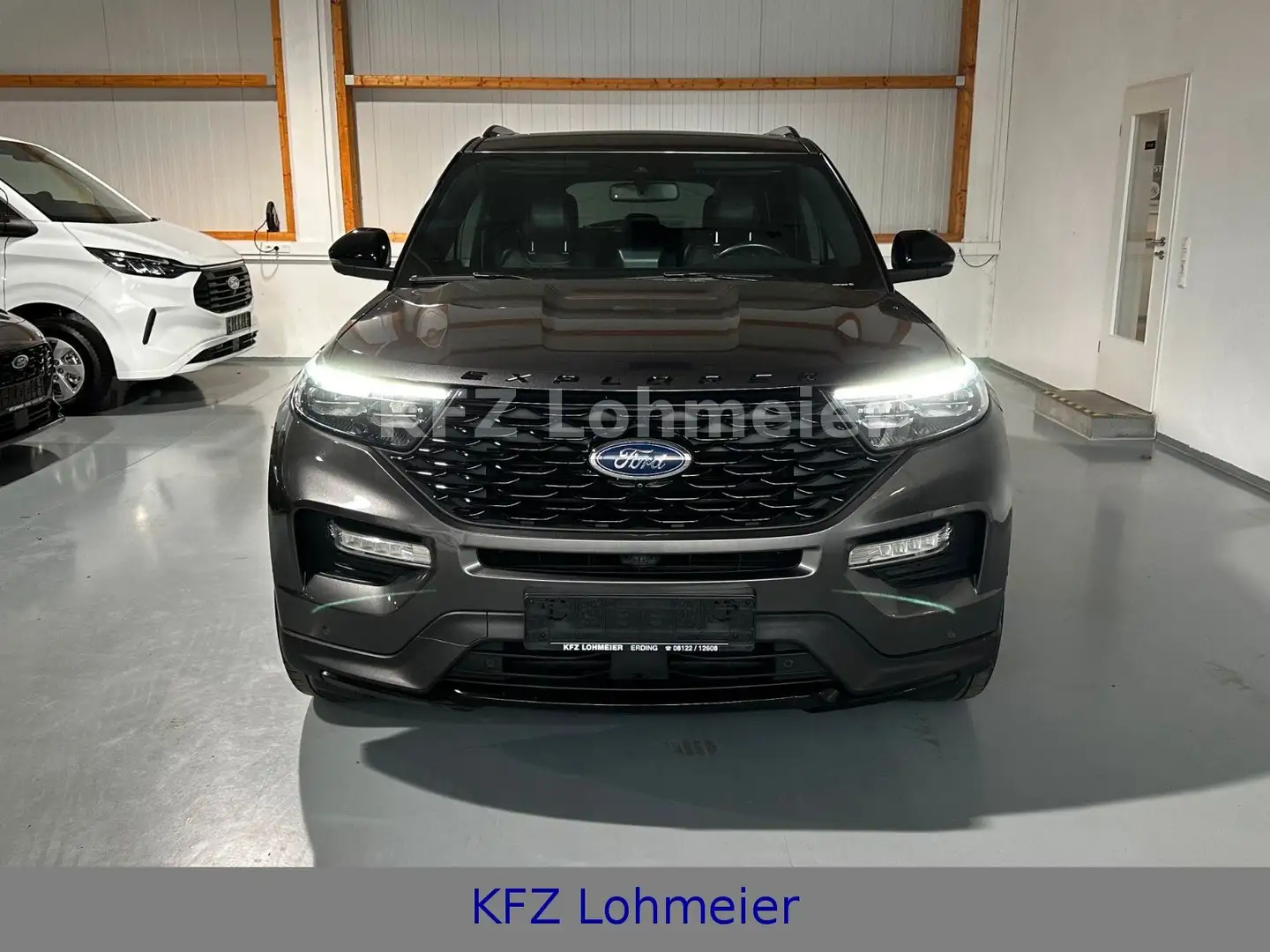 Ford Explorer ST-Line Plug-in-Hybrid 4x4 *AHK* Gris - 2